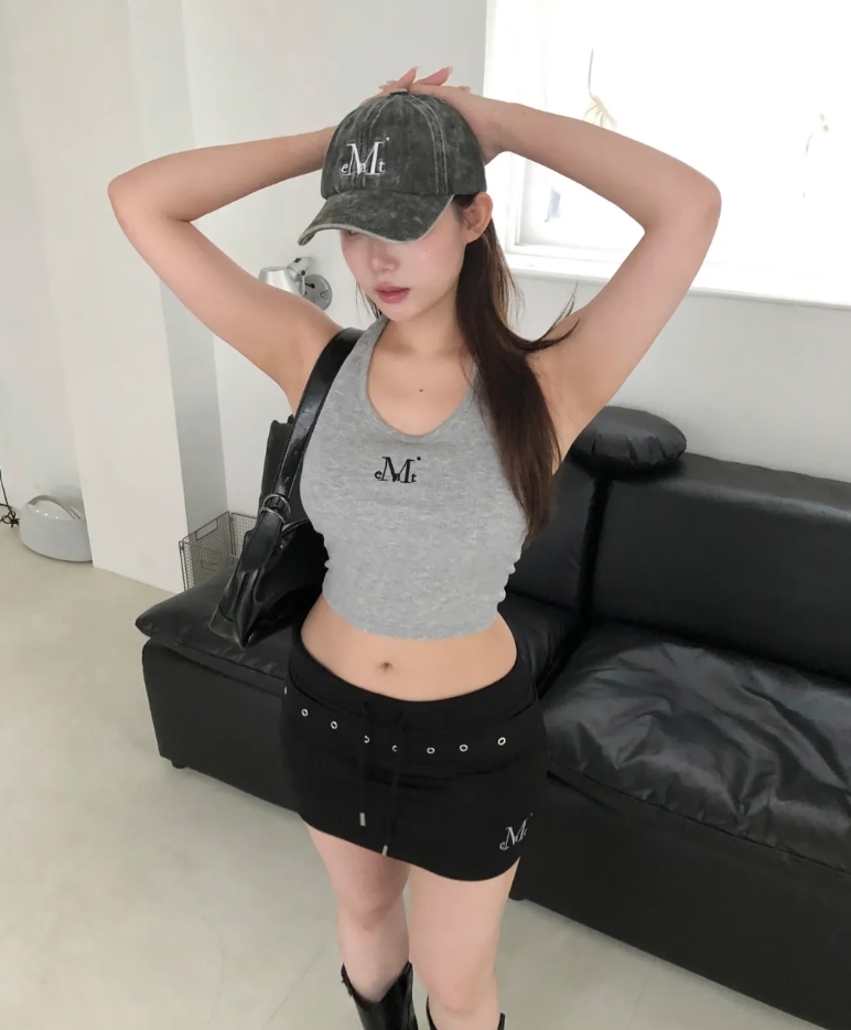 （現貨）韓牌 MUCENT CAFRI HALTER 露背無袖 背心 P00000XT