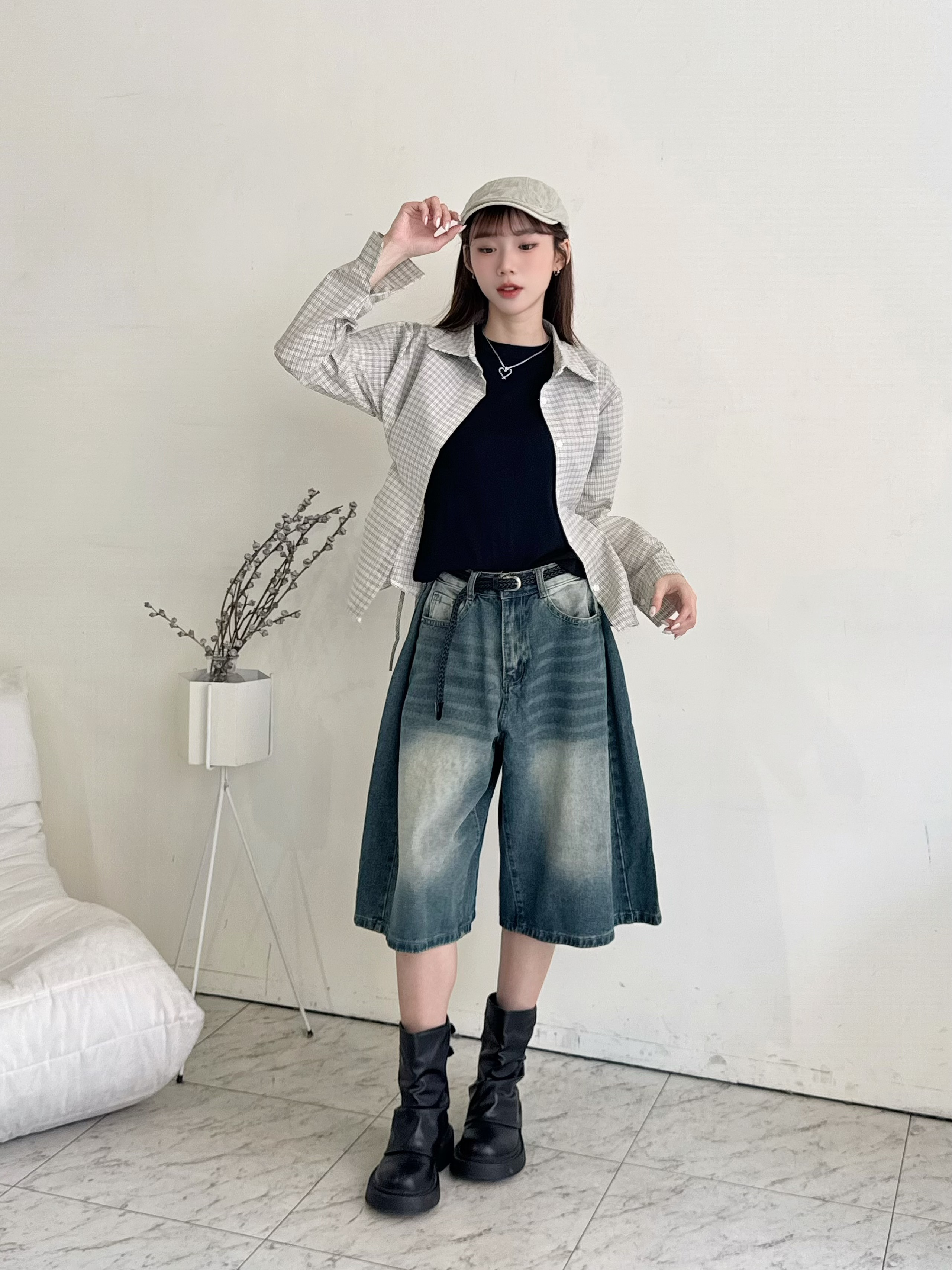 寬版刷色七分牛仔褲-9933