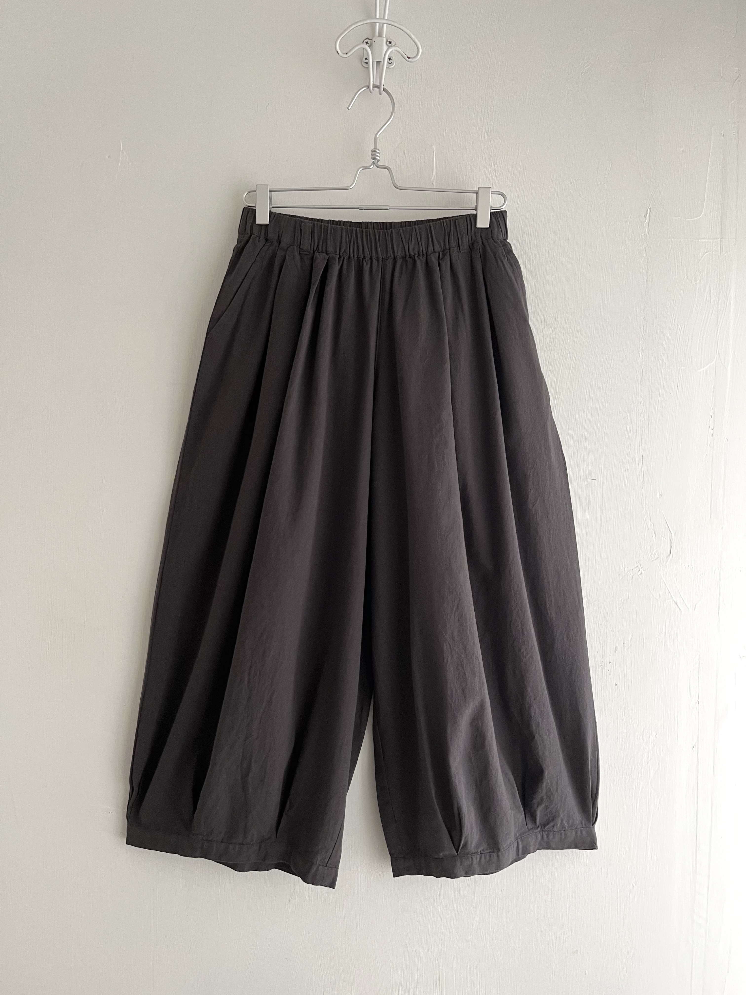 炭灰色全橡筋闊褲