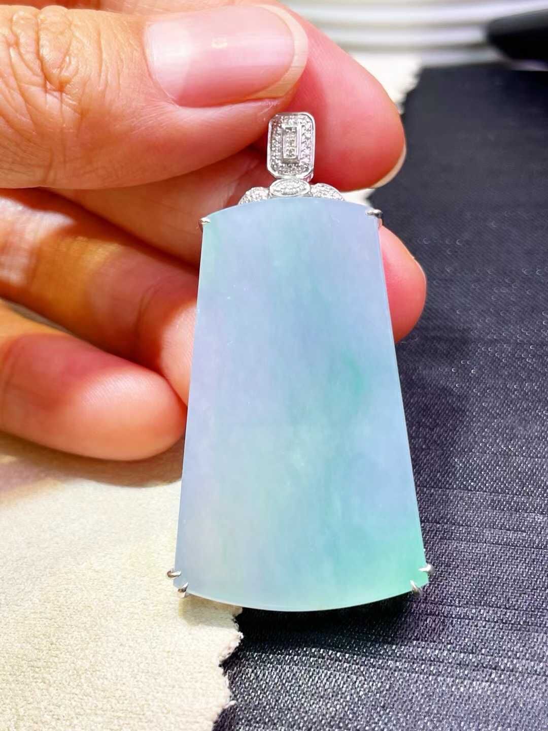 316414 翡翠無事牌吊墜