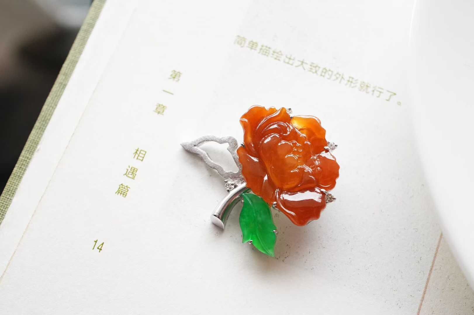 316850 翡翠冰種紅翡牡丹吊墜胸針兩用款