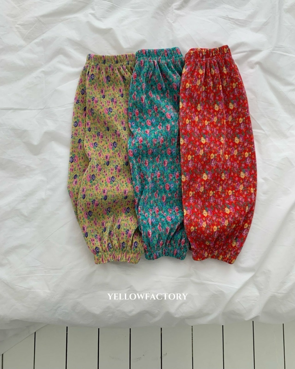 正韓夏Yellowfactory 三色復古花花防蚊褲