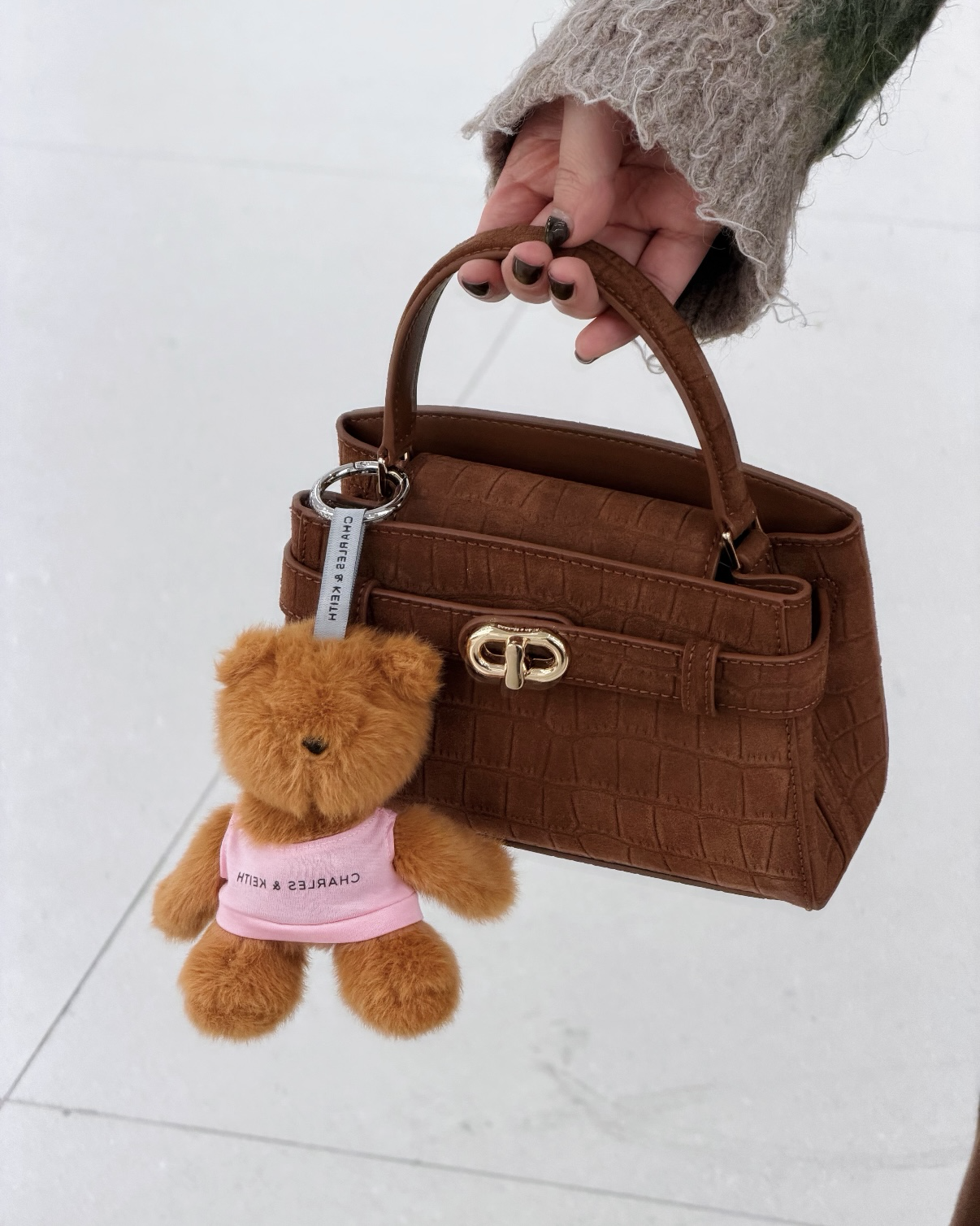 CHARLES & KEITH 小CK 鱷魚紋 麂皮 皮革 手提包 肩背包 禮盒組 贈小熊吊飾 共4色