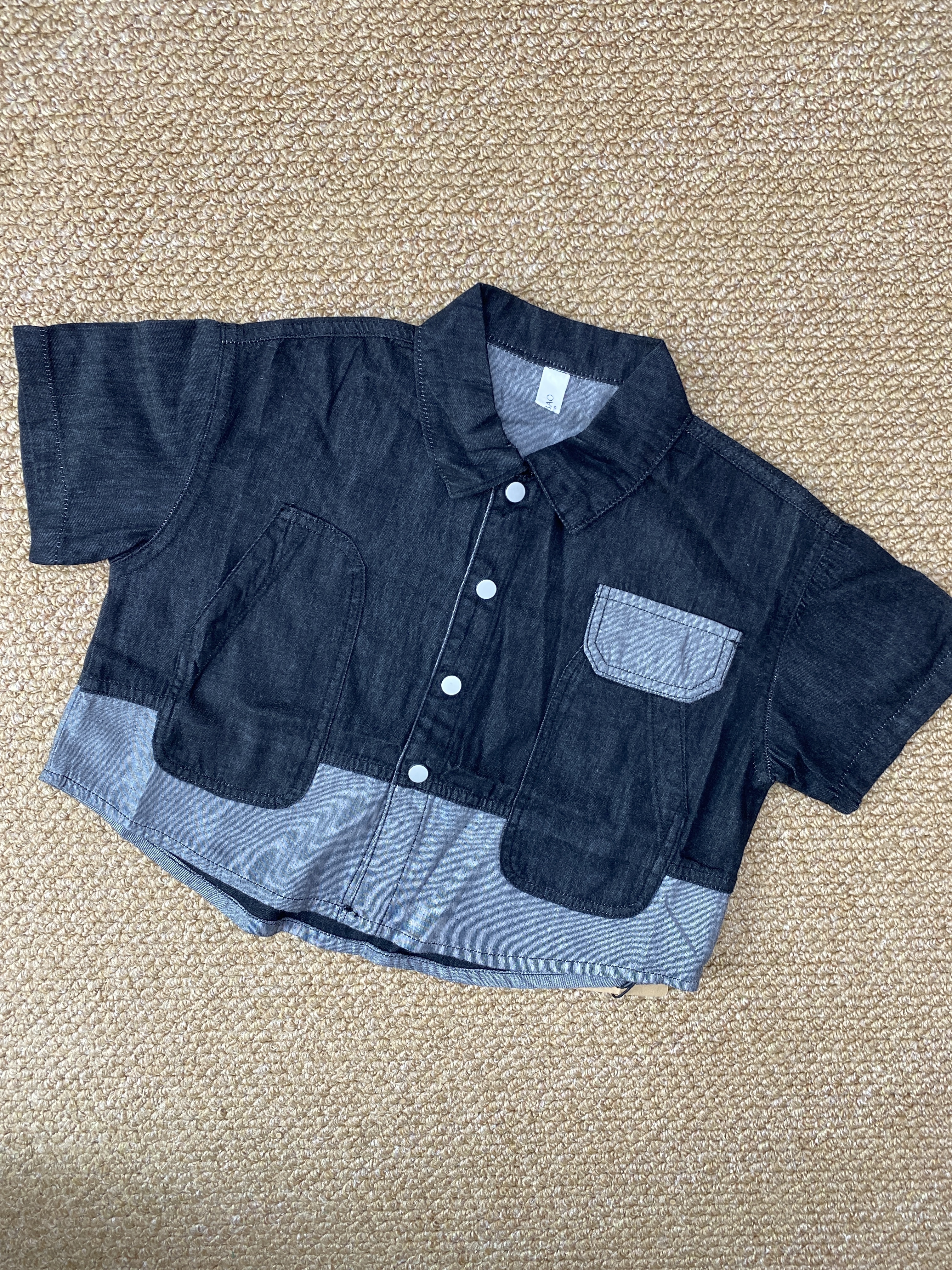 A04779自訂款水洗拼色造型上衣