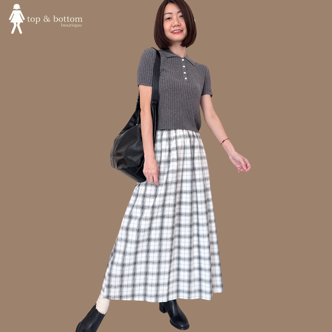 SHORT SLEEVE COLLARED KNIT BLOUSE