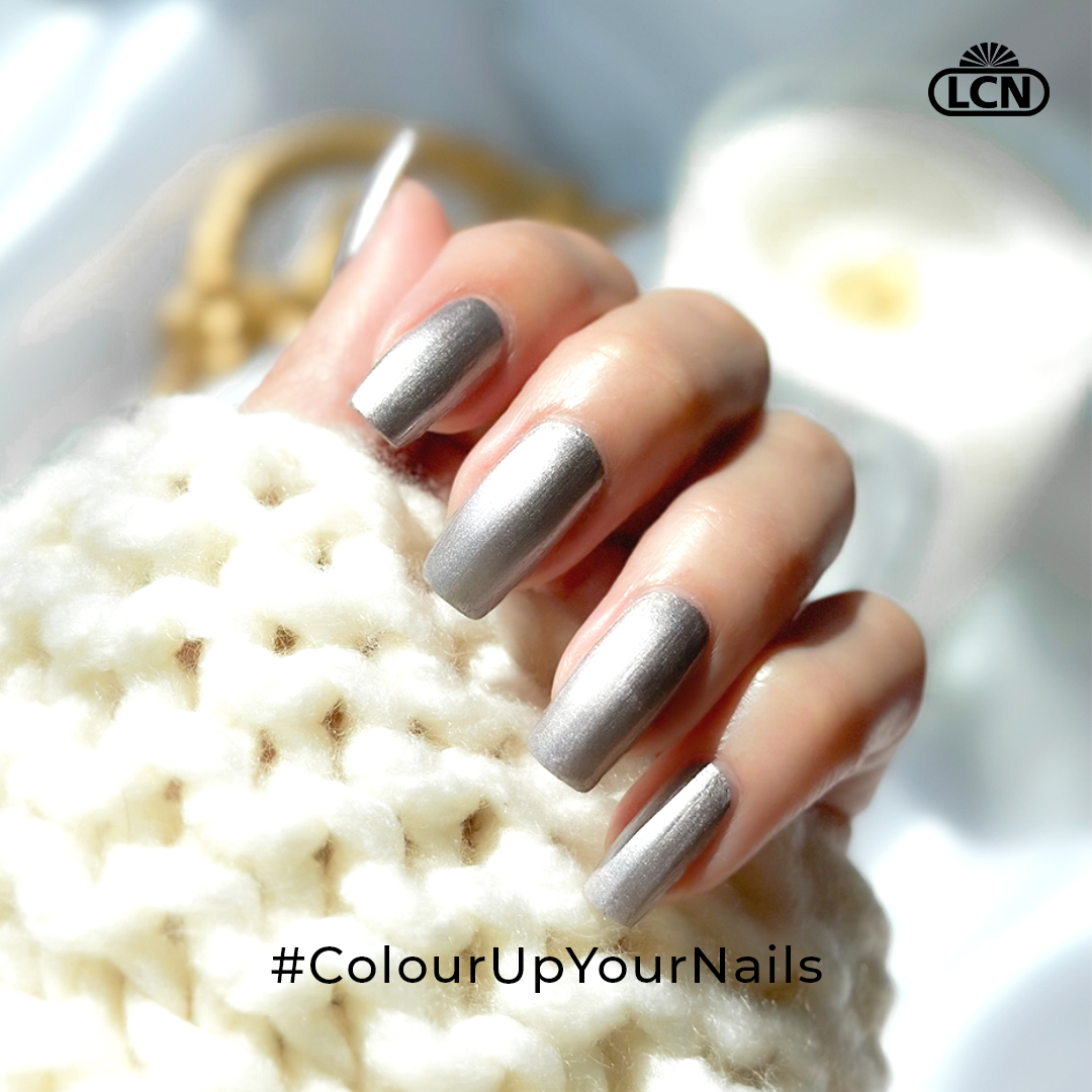 【833】LCN 甲油 Cozy Silk 8ML