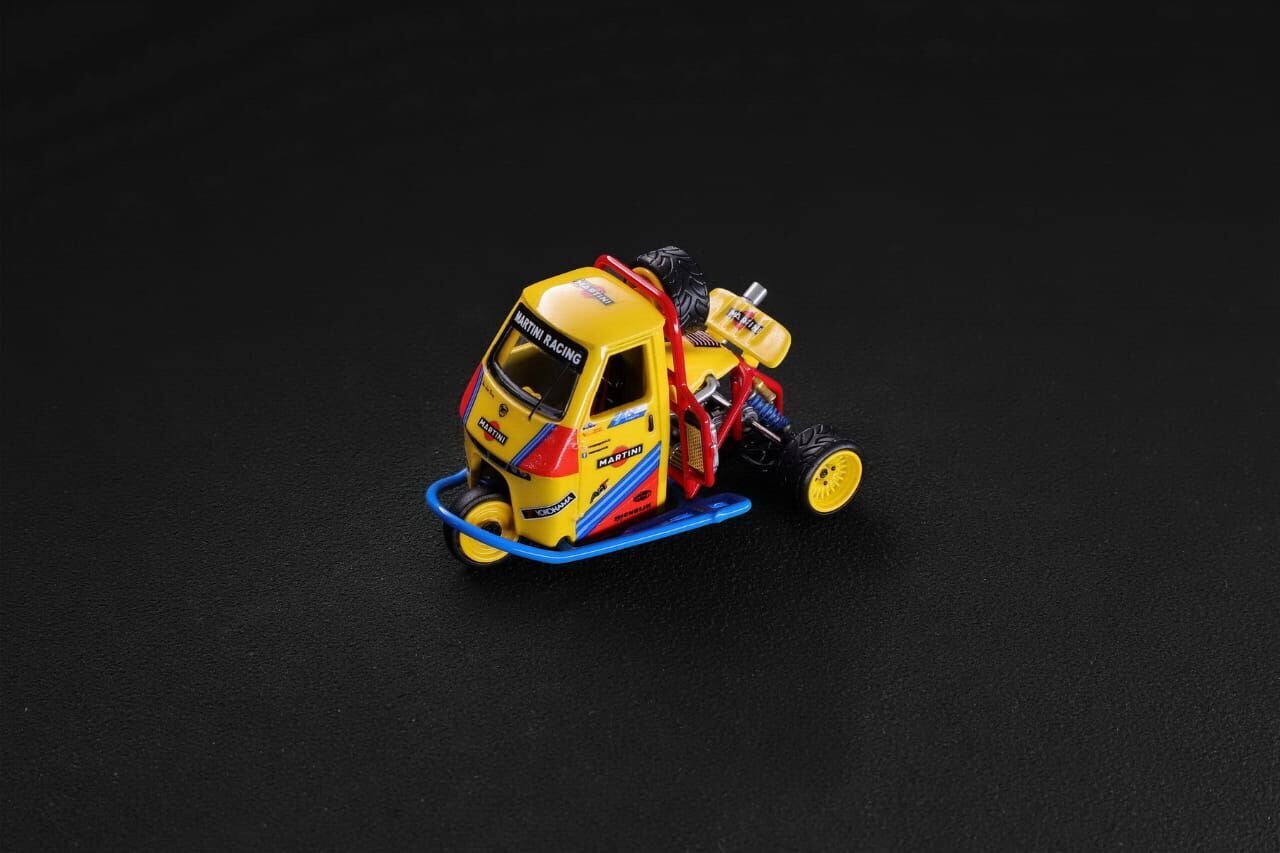 PO-$140 * LIBERTY64 * 1:64 TRICAR YELLOW MARTINI