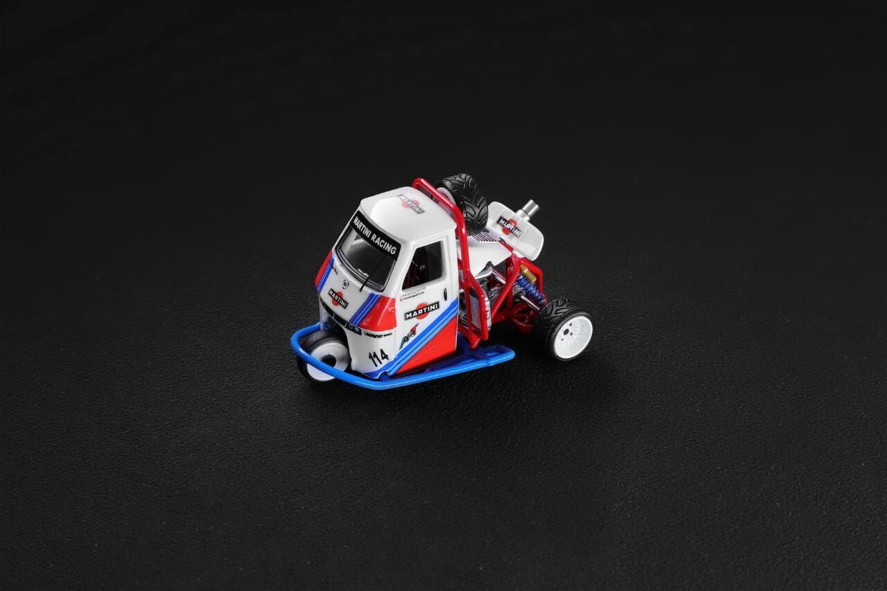 PO-$140 * LIBERTY64 * 1:64 TRICAR WHITE MARTINI