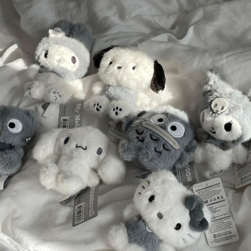 三麗鷗灰色毛絨吊飾