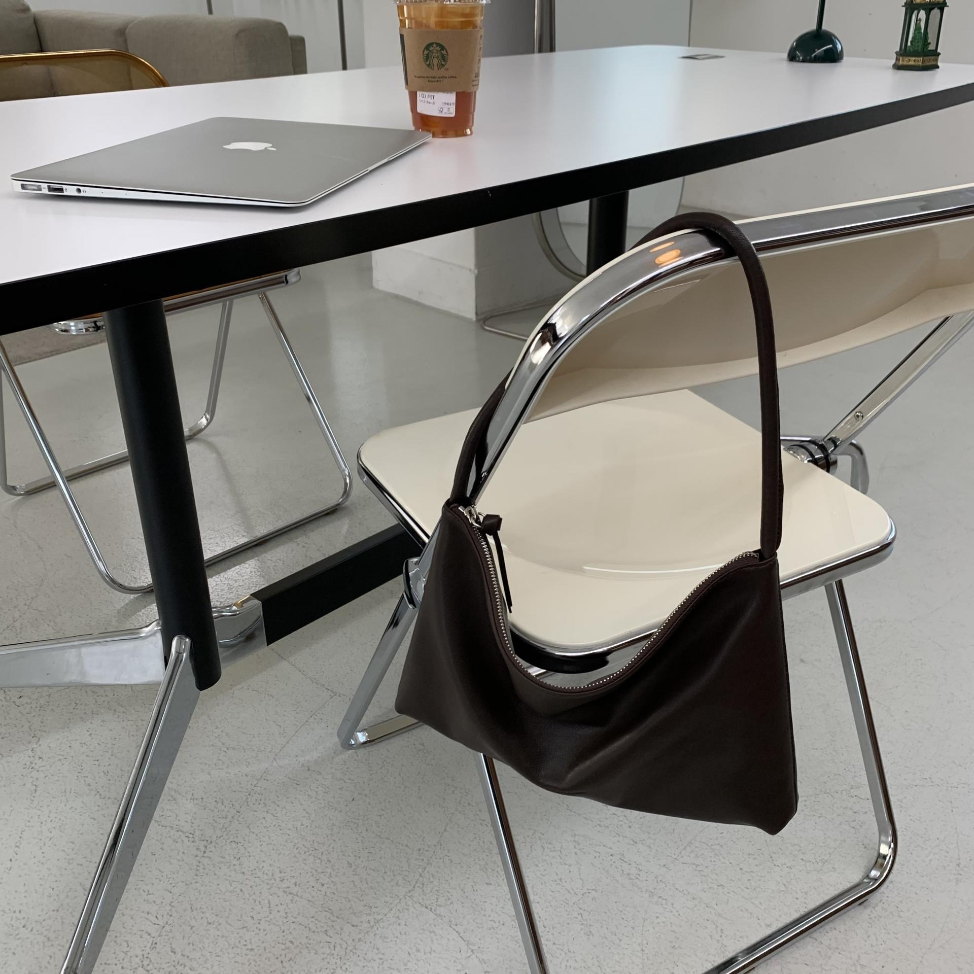 【 4/19收單 】｜Bucks & Leather Momo S 托特包包