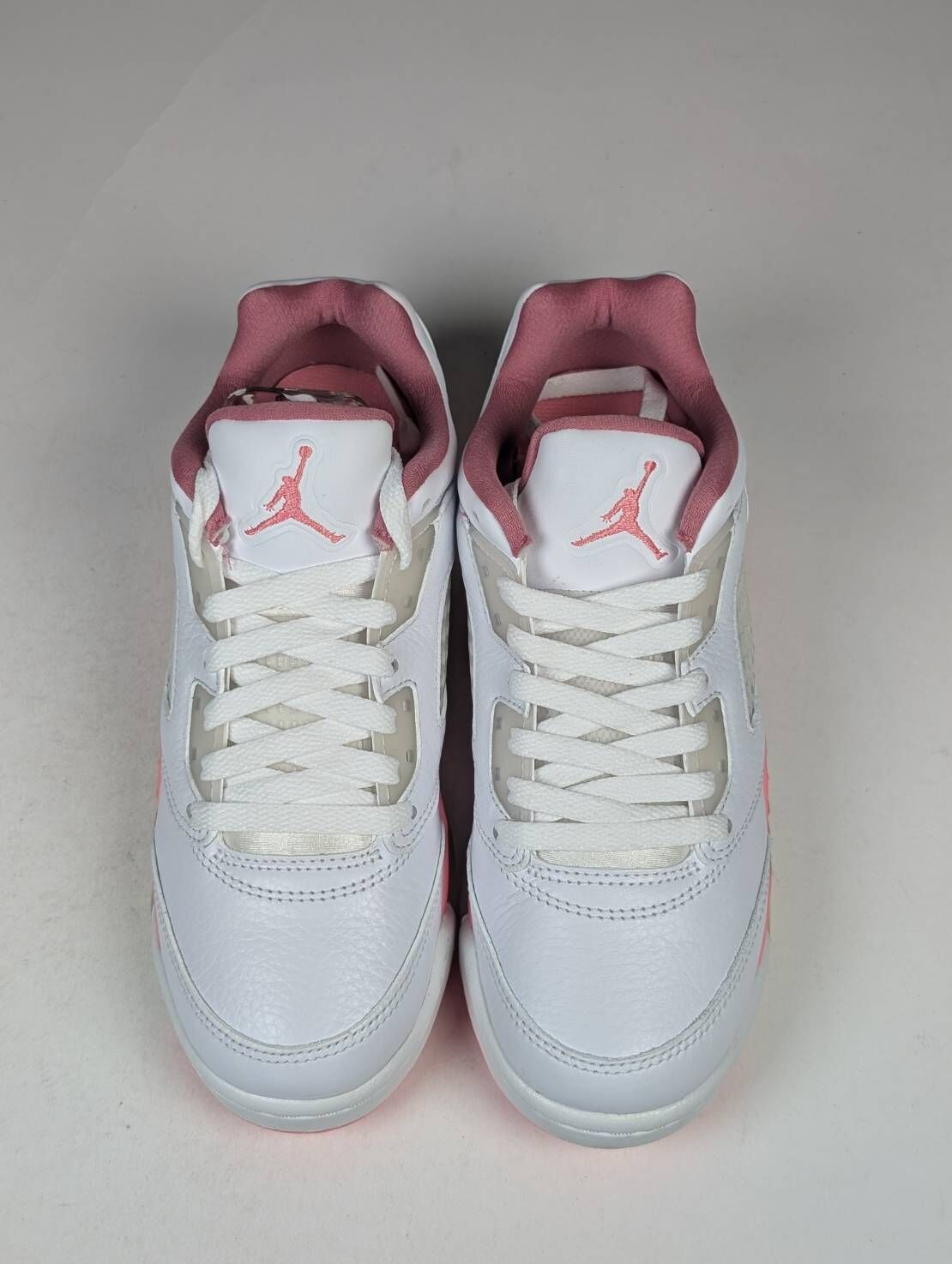 左右腳鞋底發黃 左腳鞋帶斷裂 DX4390-116/5Y Air Jordan 5 Low GS "Desert Berry" 珊瑚粉白 休閒鞋 女鞋 大童