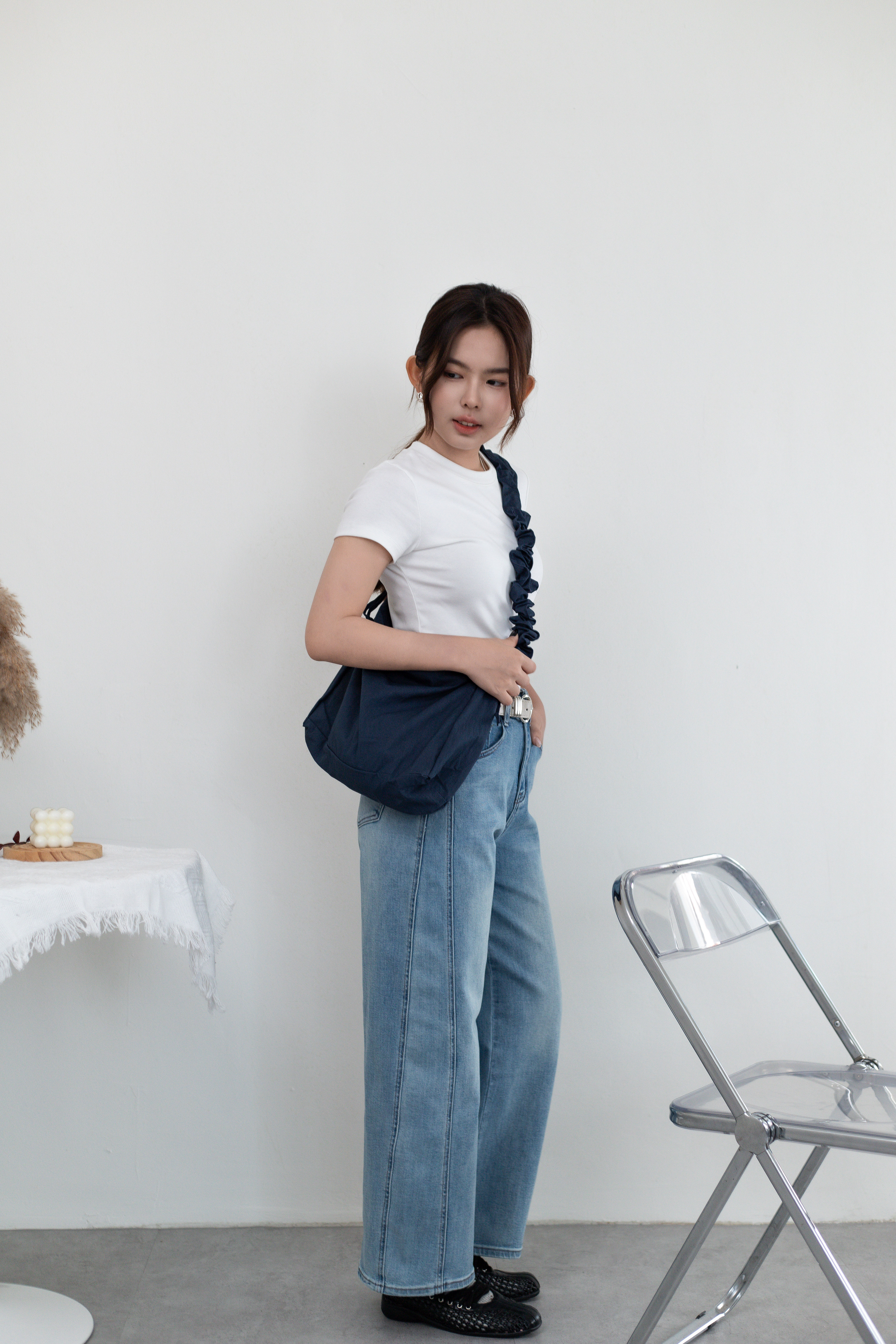 Chume Ruffle Bag Navy -D128NAV