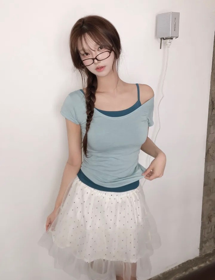 【1.4 完額外95折優惠預訂】馬卡龍色系！韓國大U領修身短袖TEE（6色）