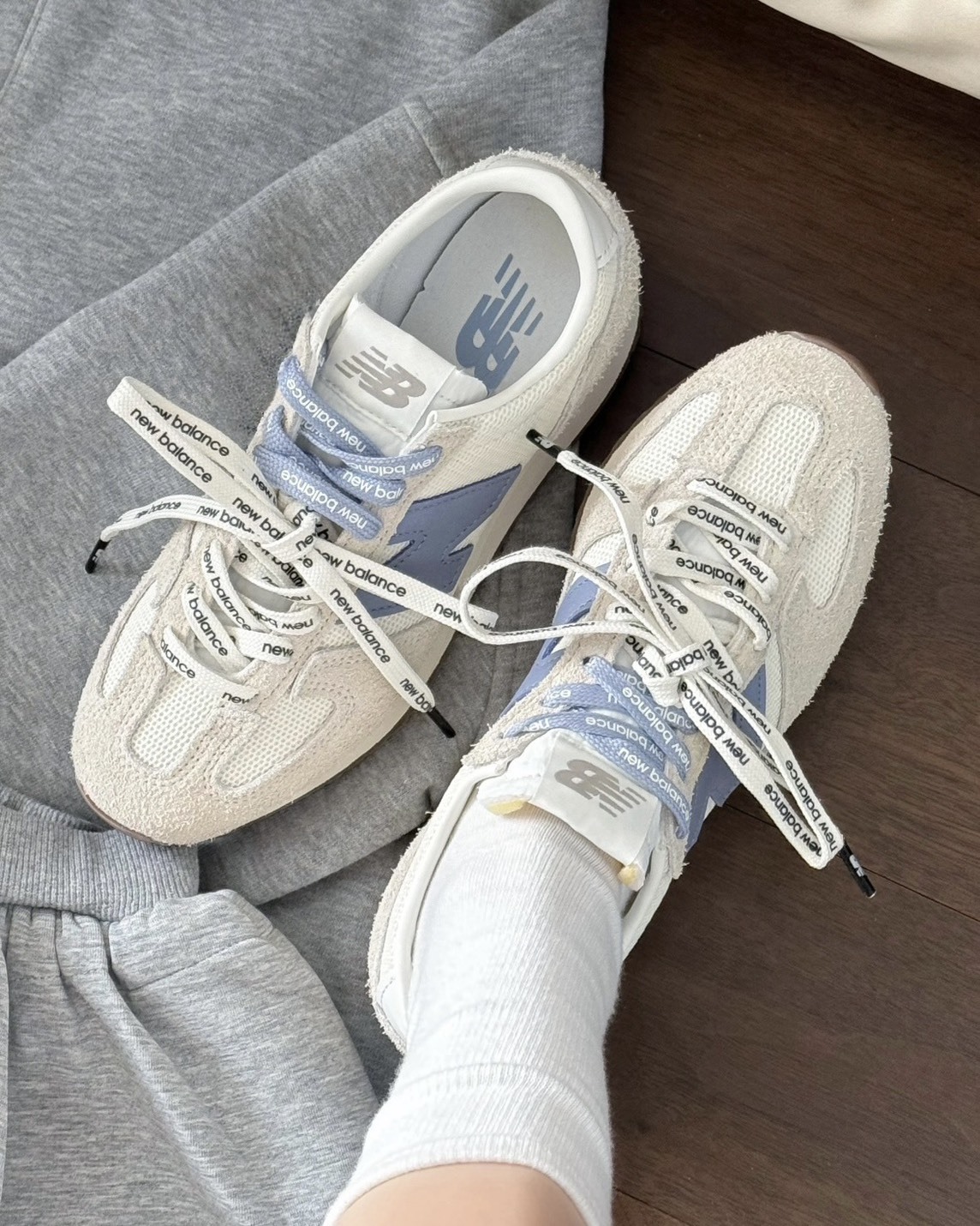 <員瑛 田曦薇同款>New Balance NB471 麂皮 運動鞋 雙鞋帶 MIU風 海鹽米白