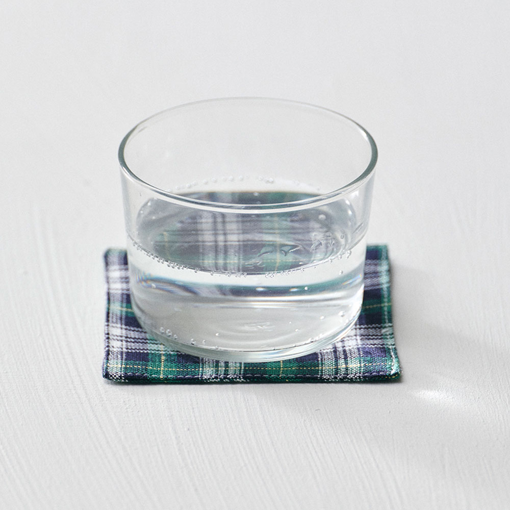 fog linen work  -亞麻杯墊／海王綠底細黃線蘇格蘭格紋