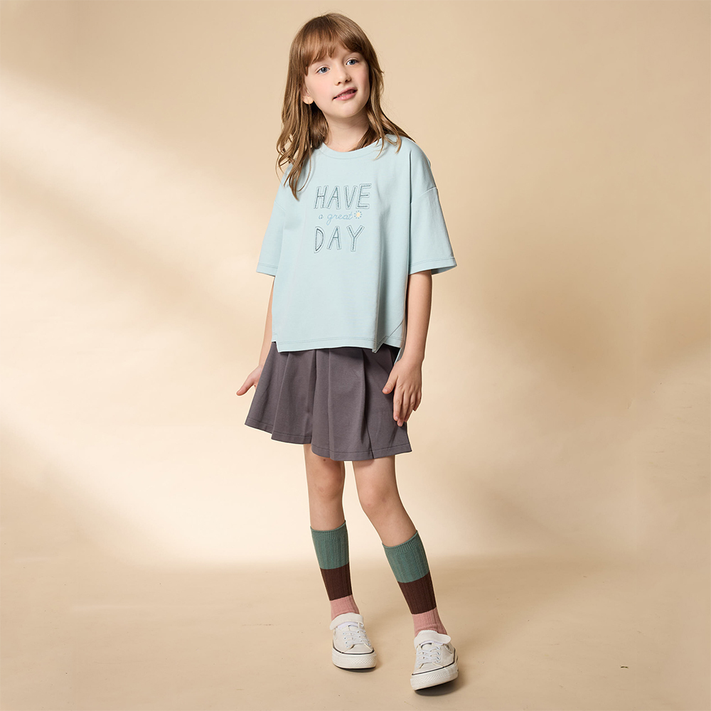 PIPPY 字母繡花寬版落肩圓領5分袖上衣 綠