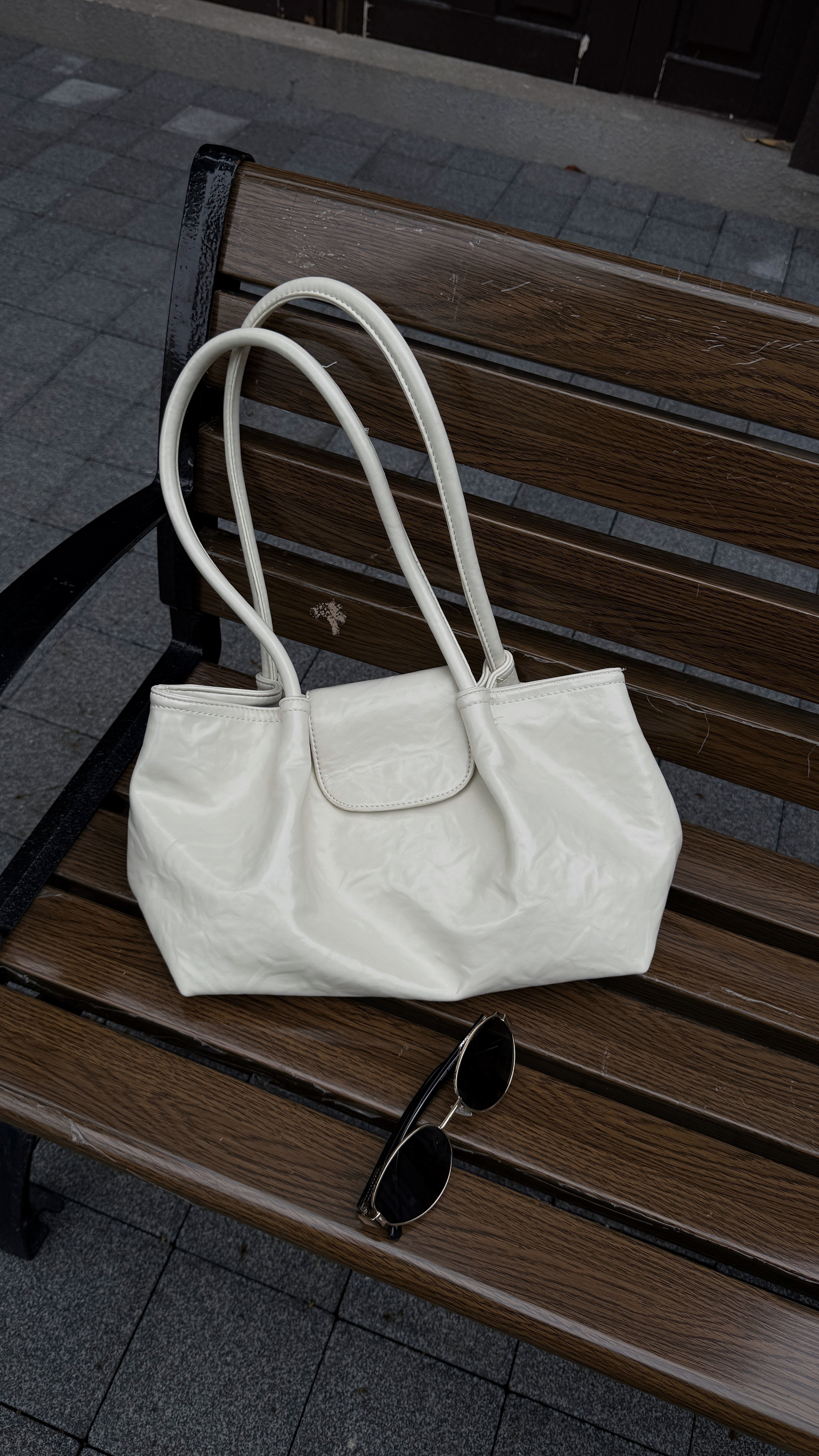 雲朵慕斯亮面大包