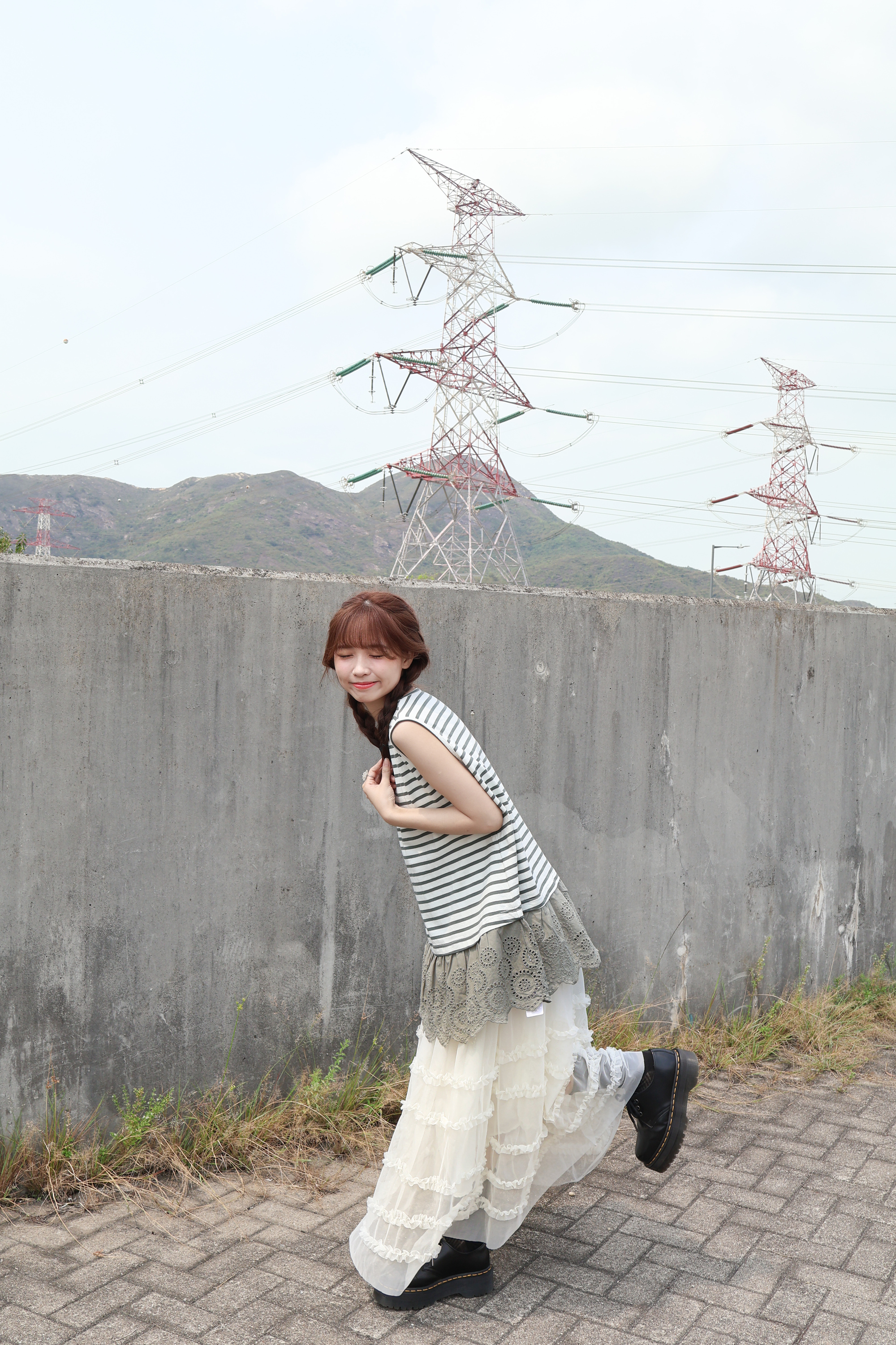 襯衫好幫手！間條通花下擺背心 · 2色入