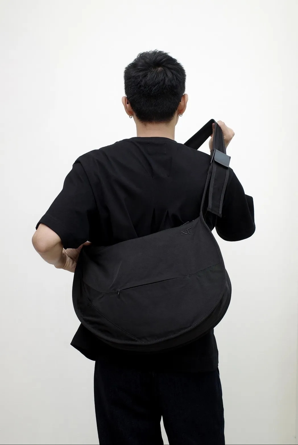 【車庫服飾】Anonymous Talking S25-A01 Nova Crossbody bag