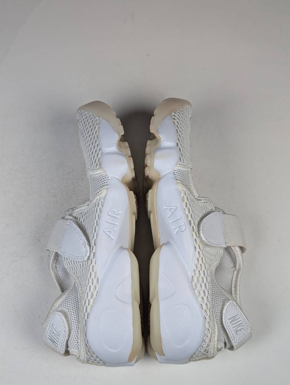 左右腳鞋底鞋面泛黃 848386-100/7 W NIKE AIR RIFT BR 忍者鞋 白色