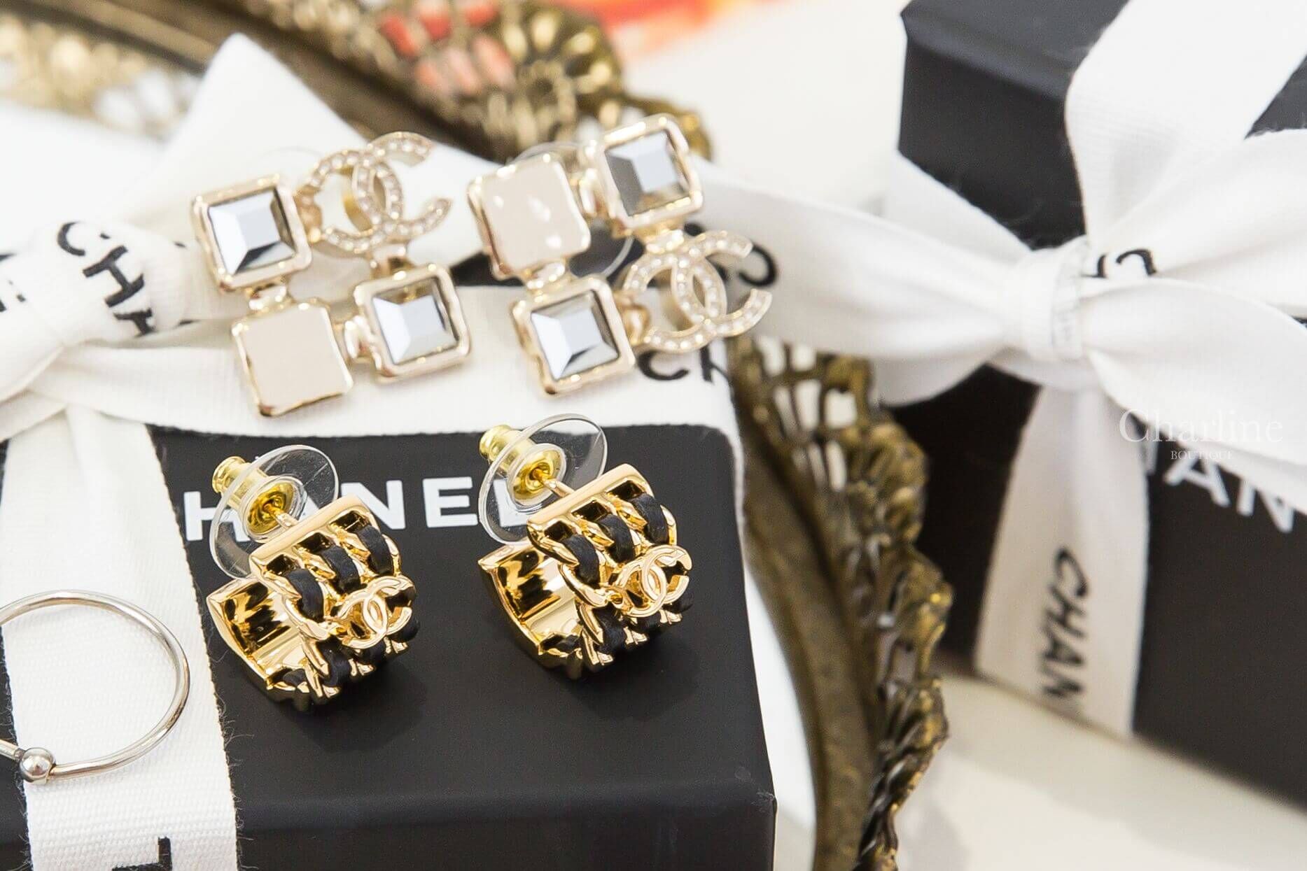 Chanel Hoop Earrings 金色CC黑色皮穿鏈圓圈耳環-Charline Boutique 精品代購