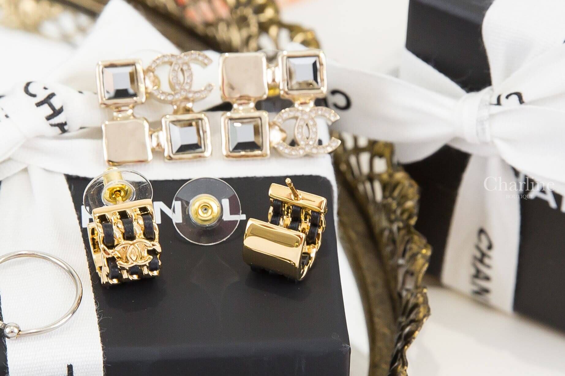Chanel Hoop Earrings 金色CC黑色皮穿鏈圓圈耳環-Charline Boutique 精品代購