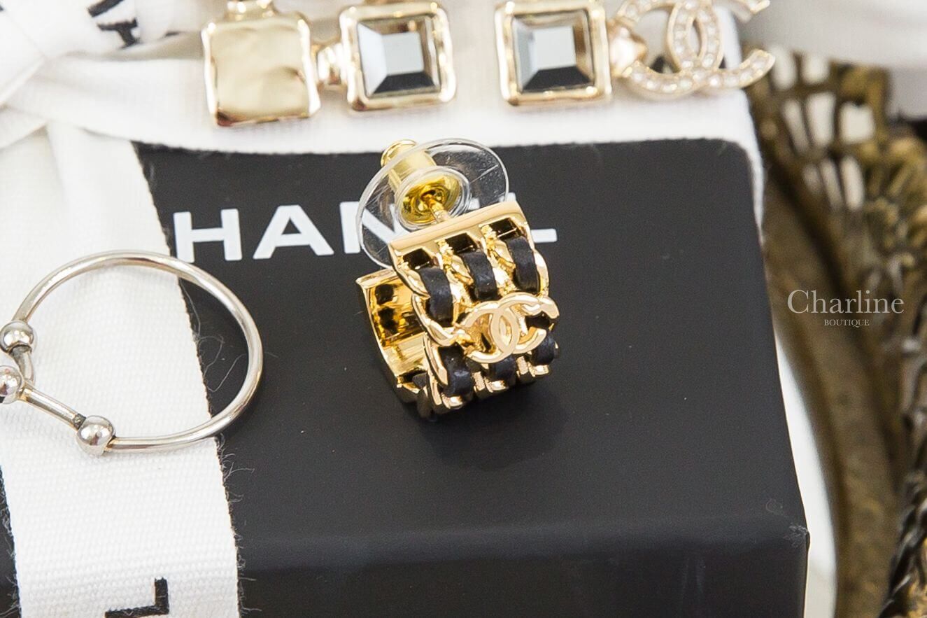 Chanel Hoop Earrings 金色CC黑色皮穿鏈圓圈耳環