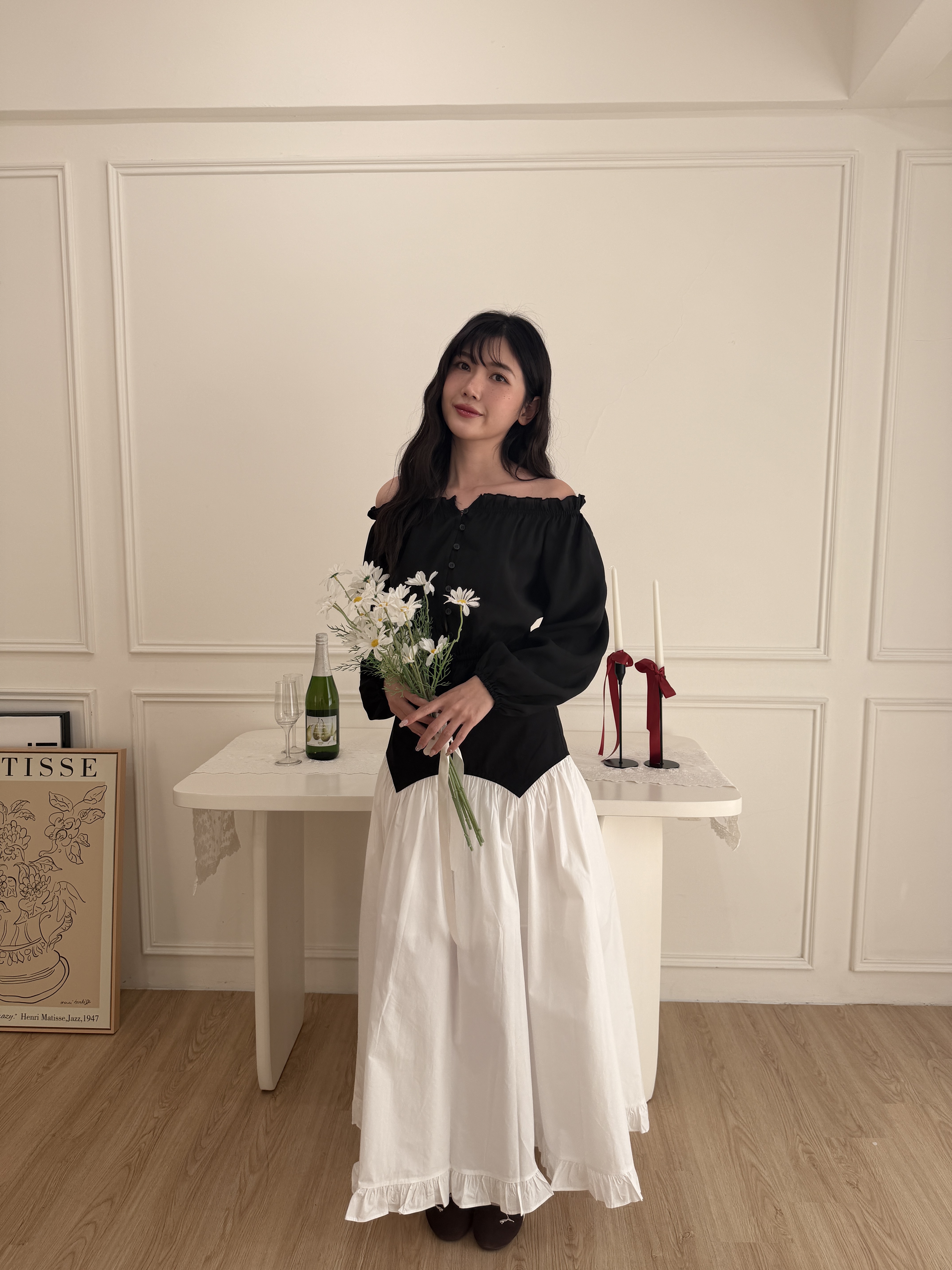 🌷法式收腰蓬袖上衣 (黑色)