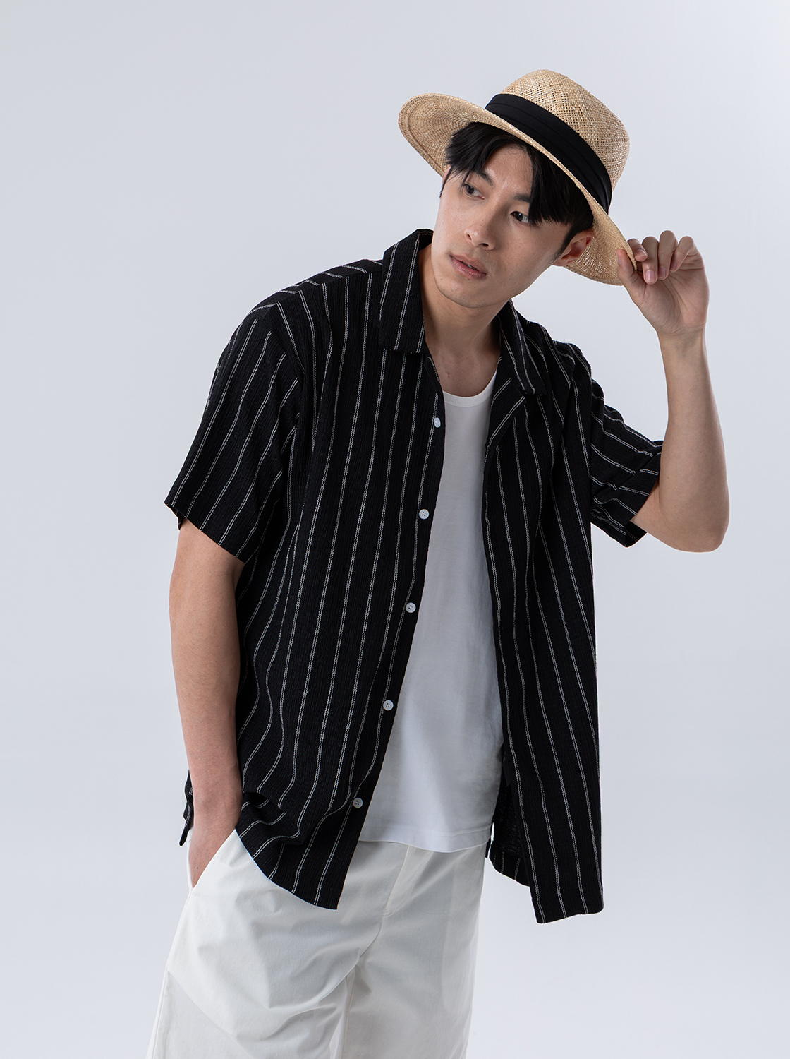 條紋肌理感短袖襯衫