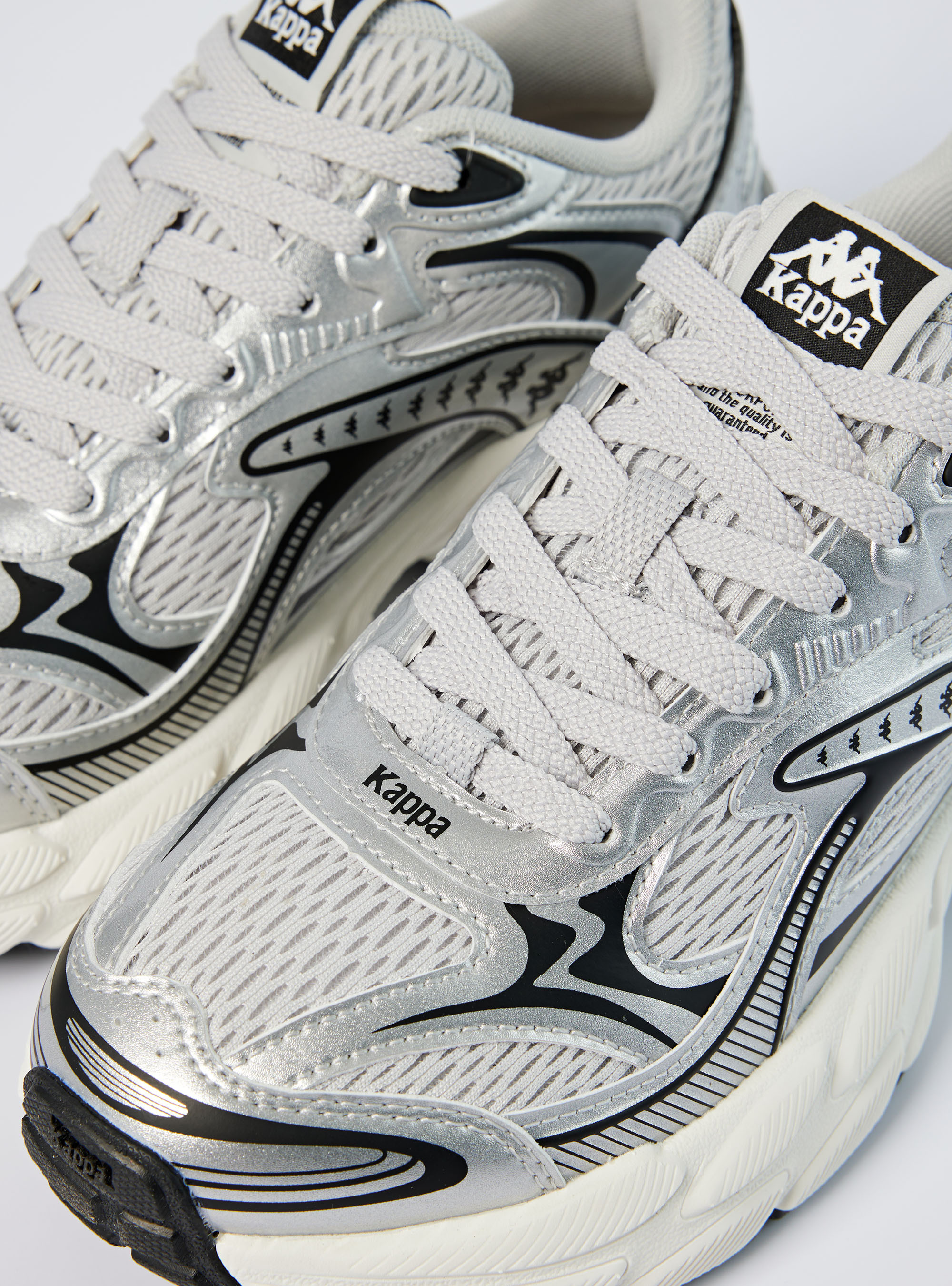 AirFlow 機能緩震慢跑鞋