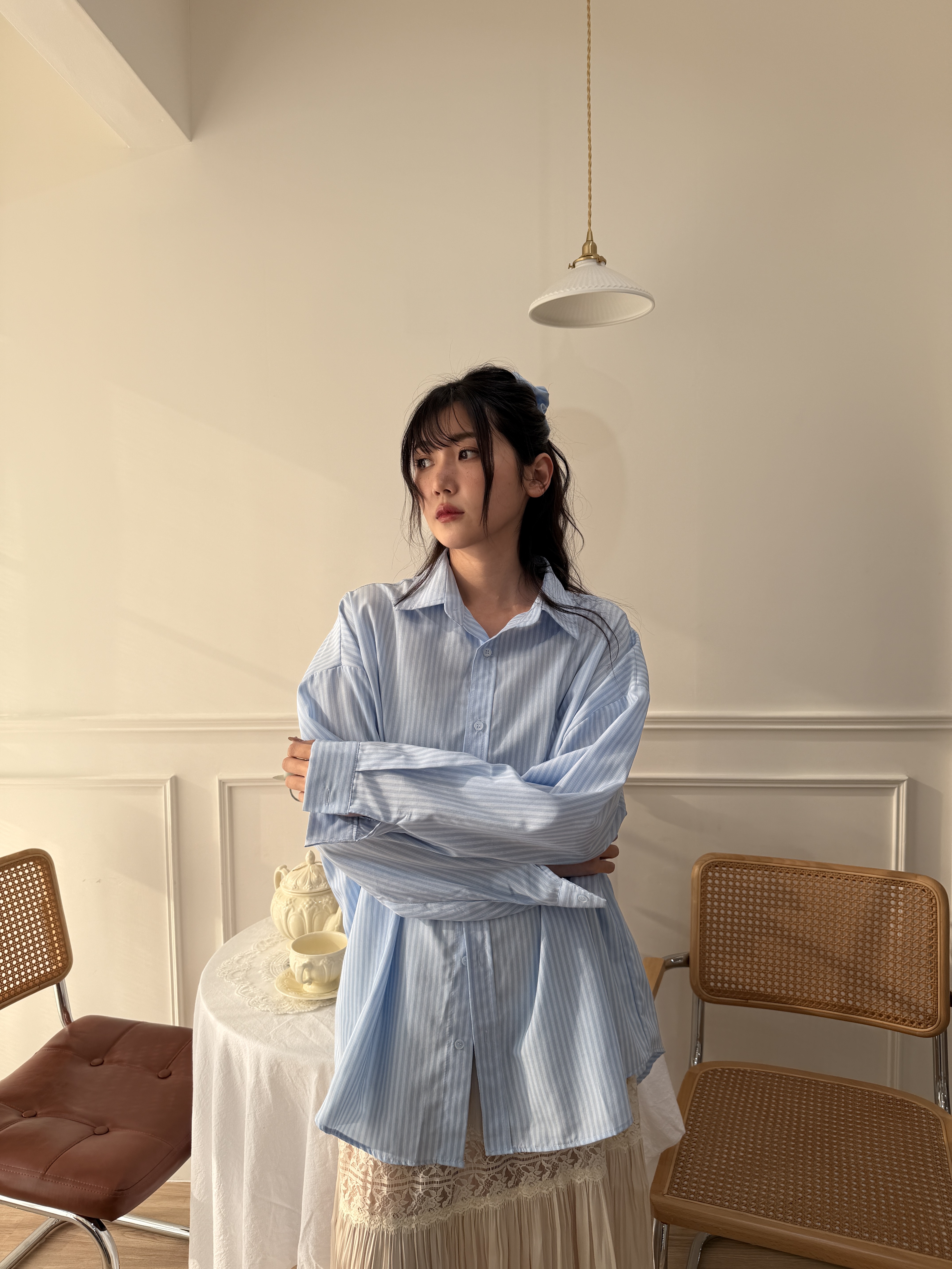 🌷慵懶直紋襯衫-附髮圈 (水藍色)