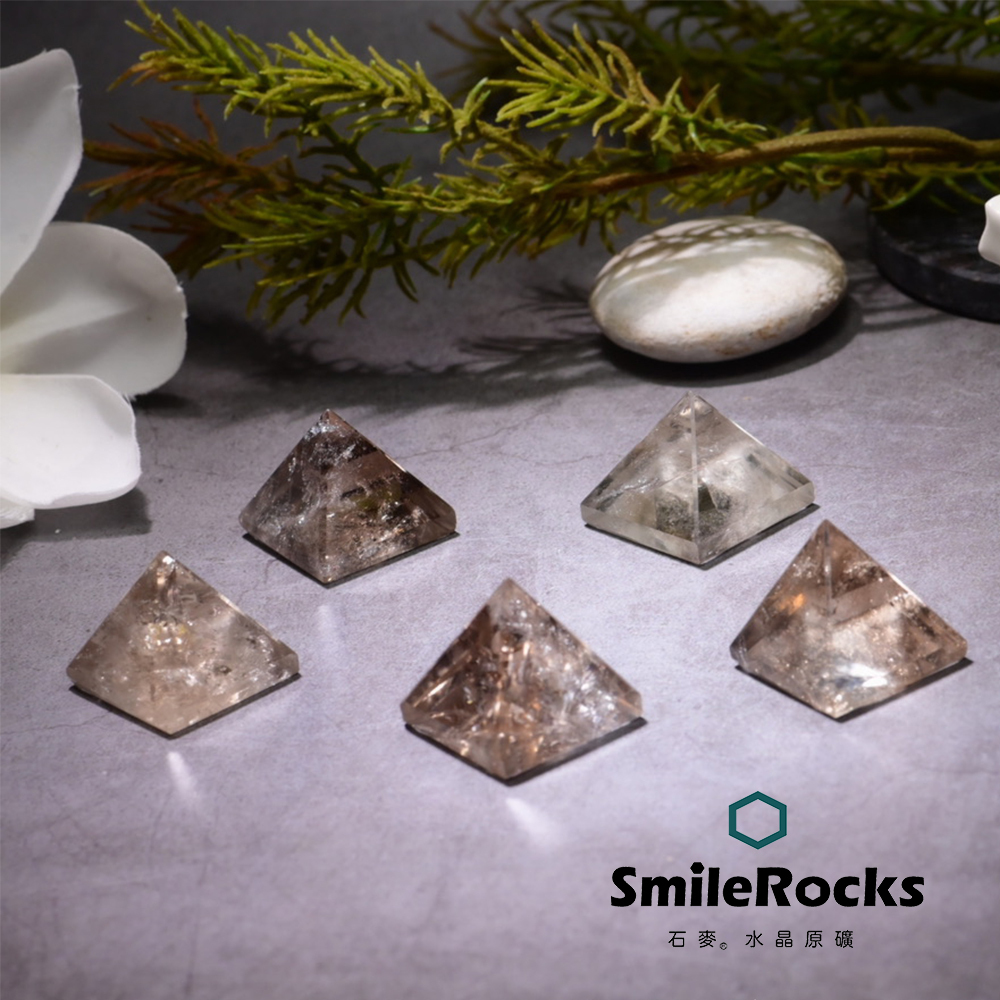 【石麥SmileRocks】茶水晶金字塔