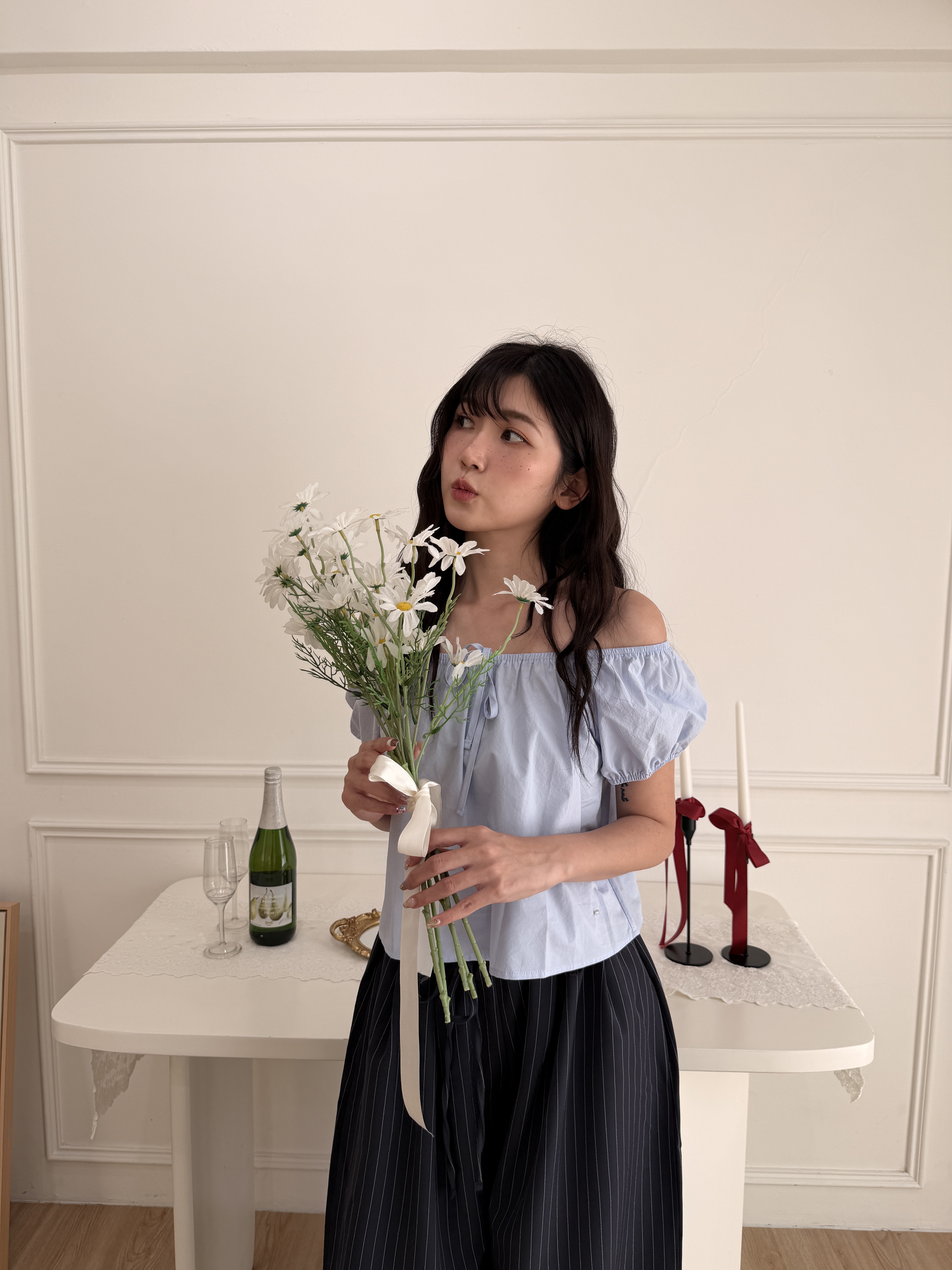 🌷小蓬袖短版上衣 (藍色)