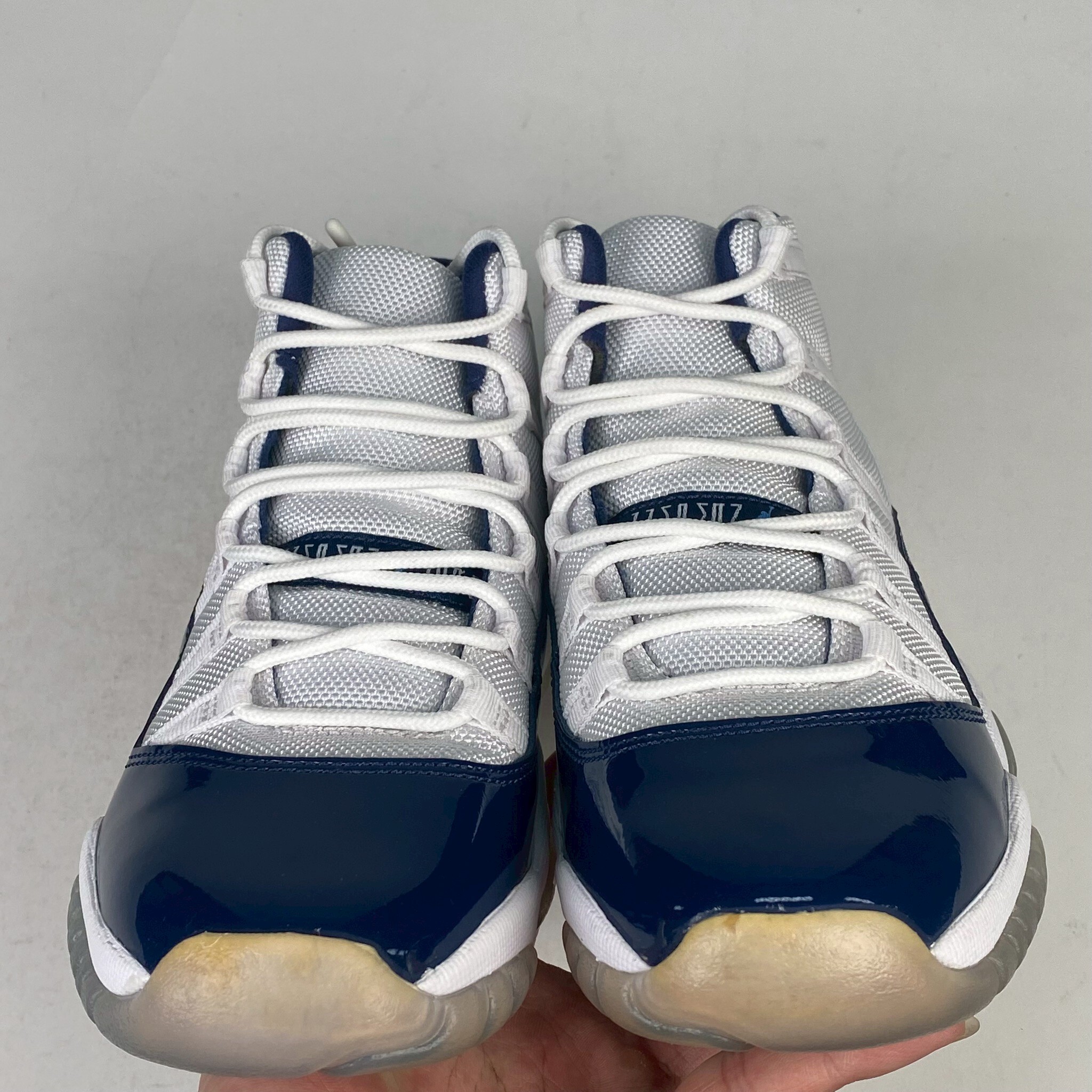 左右腳大底發黃 378038-123/4.5Y AIR JORDAN 11 “WIN LIKE ’82” GS  女款