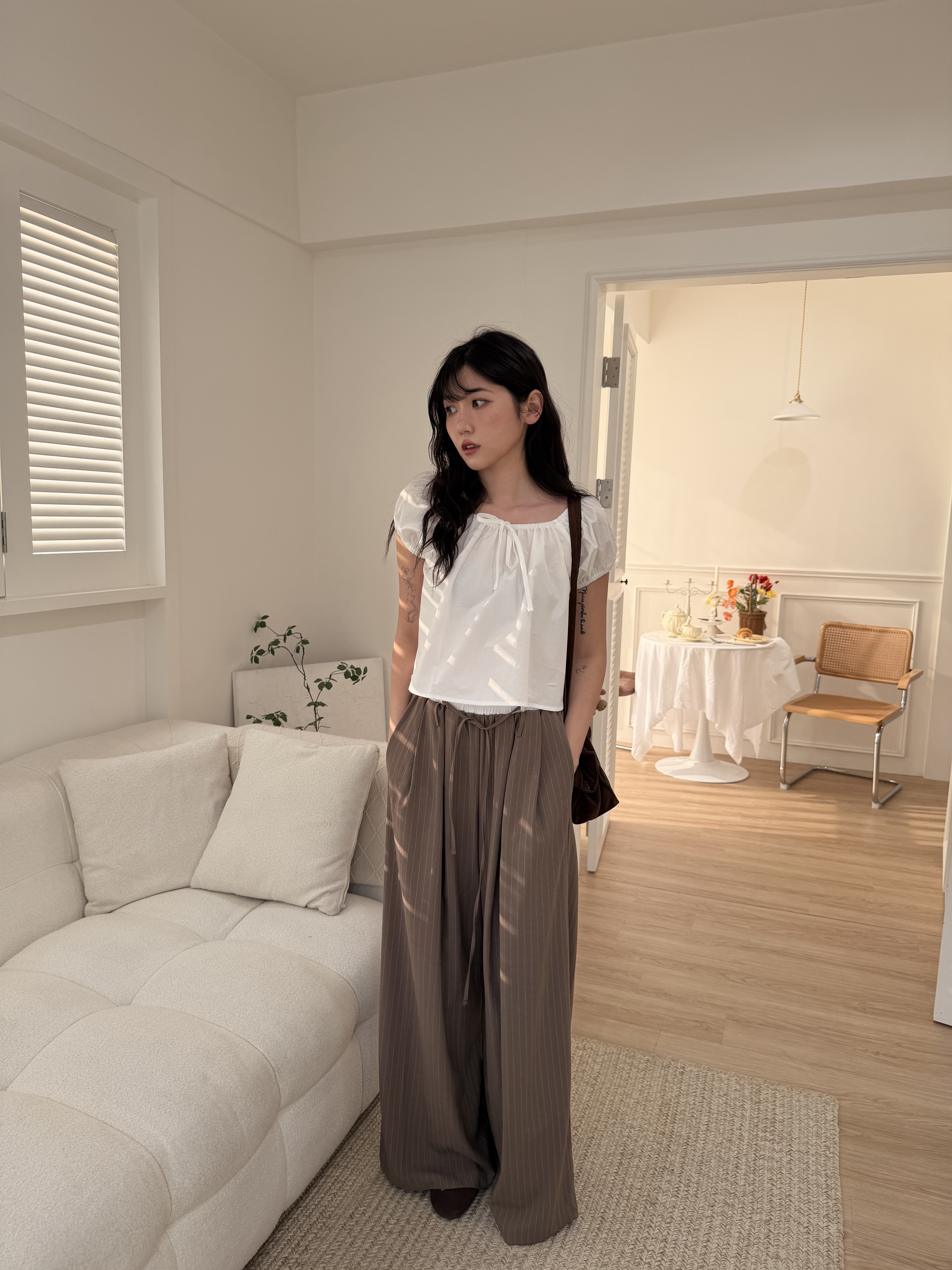 🌷小蓬袖短版上衣 (白色)