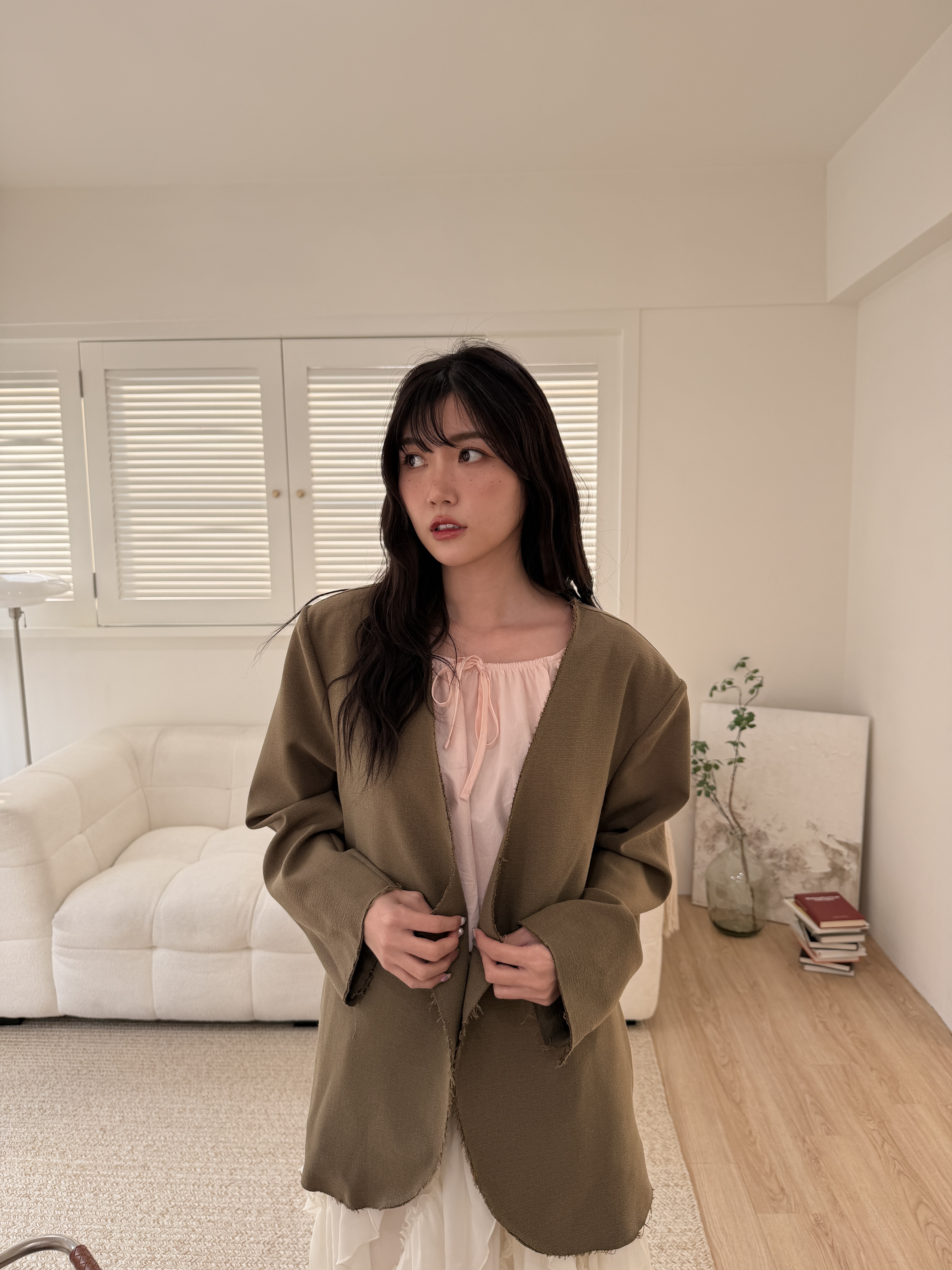 🌷隨性剪裁無領外套