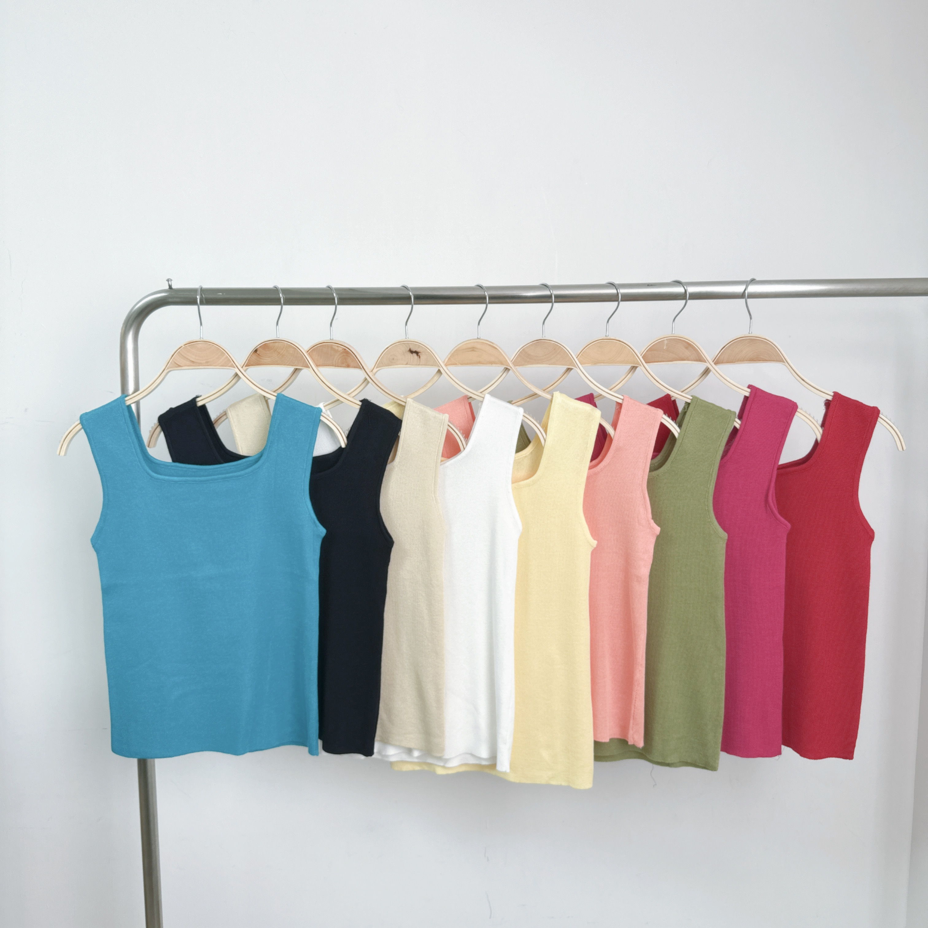 ⭐️⭐️【預訂】方領彈性針織打底背心 (G91-G99)