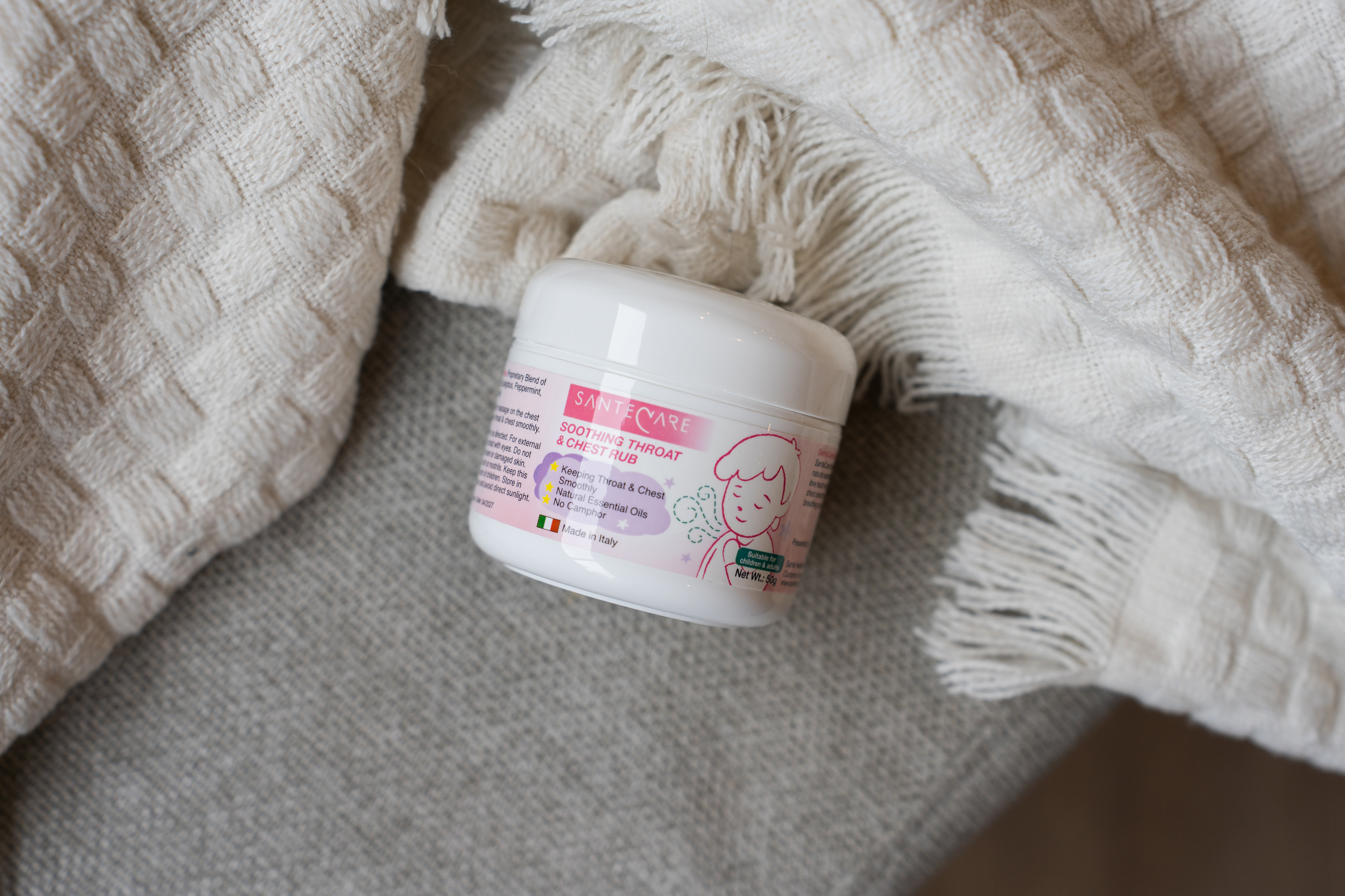 呼吸道緊張、喉嚨乾癢時,再配合尚護健 天然精油萬用膏