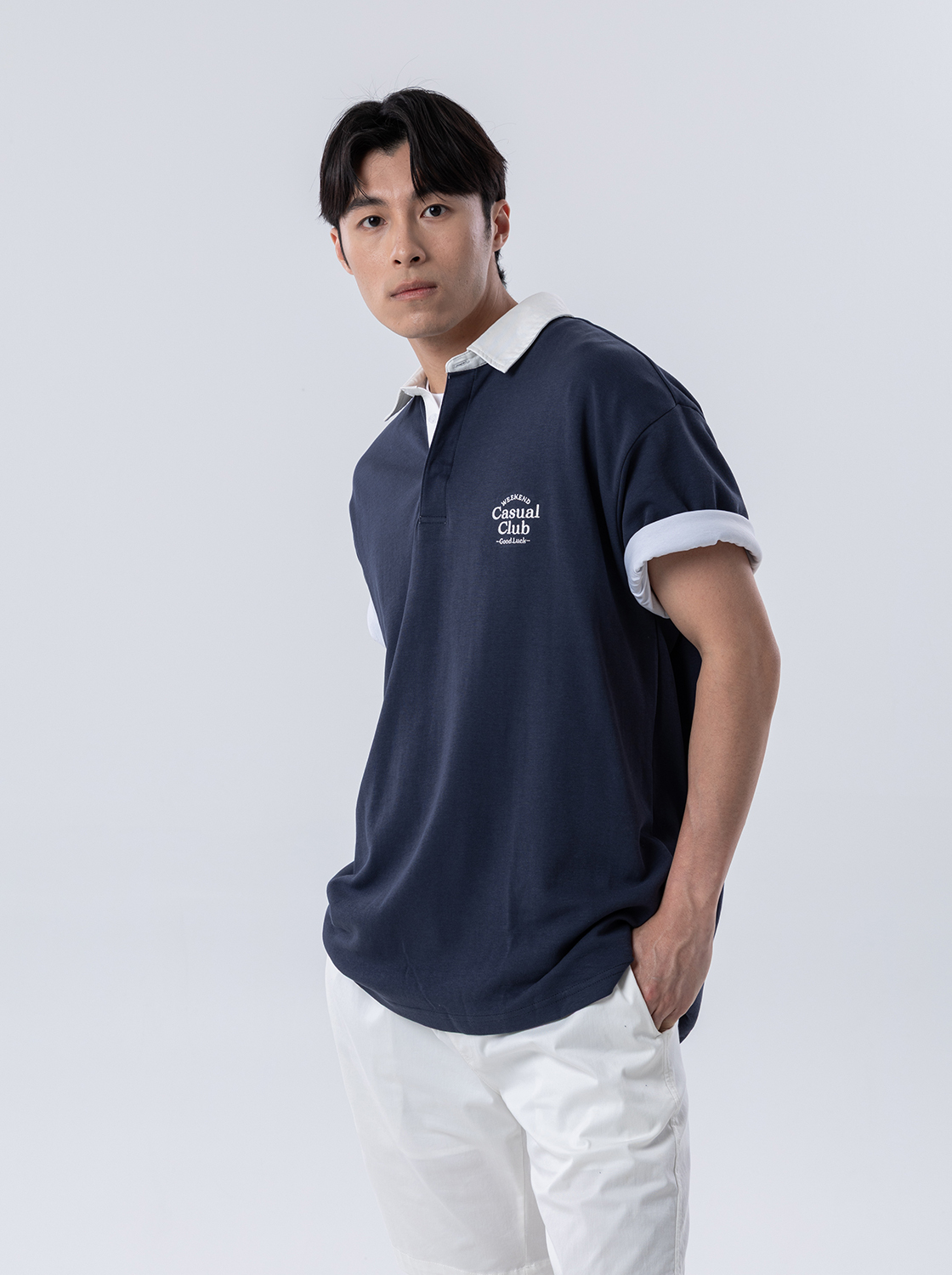 日常簡約翻領TEE