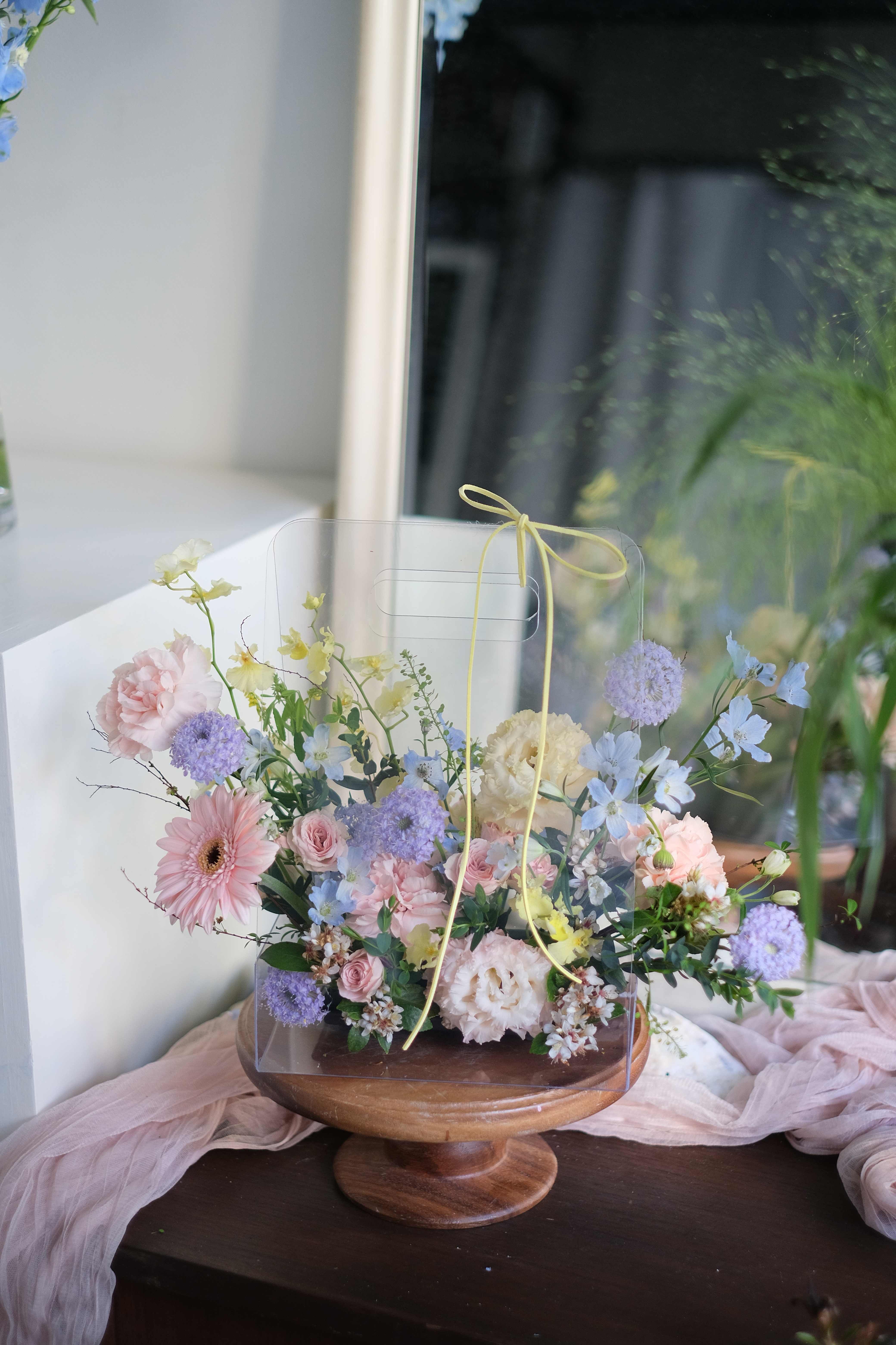 帶著春天的溫柔給媽媽｜透明提盒花禮