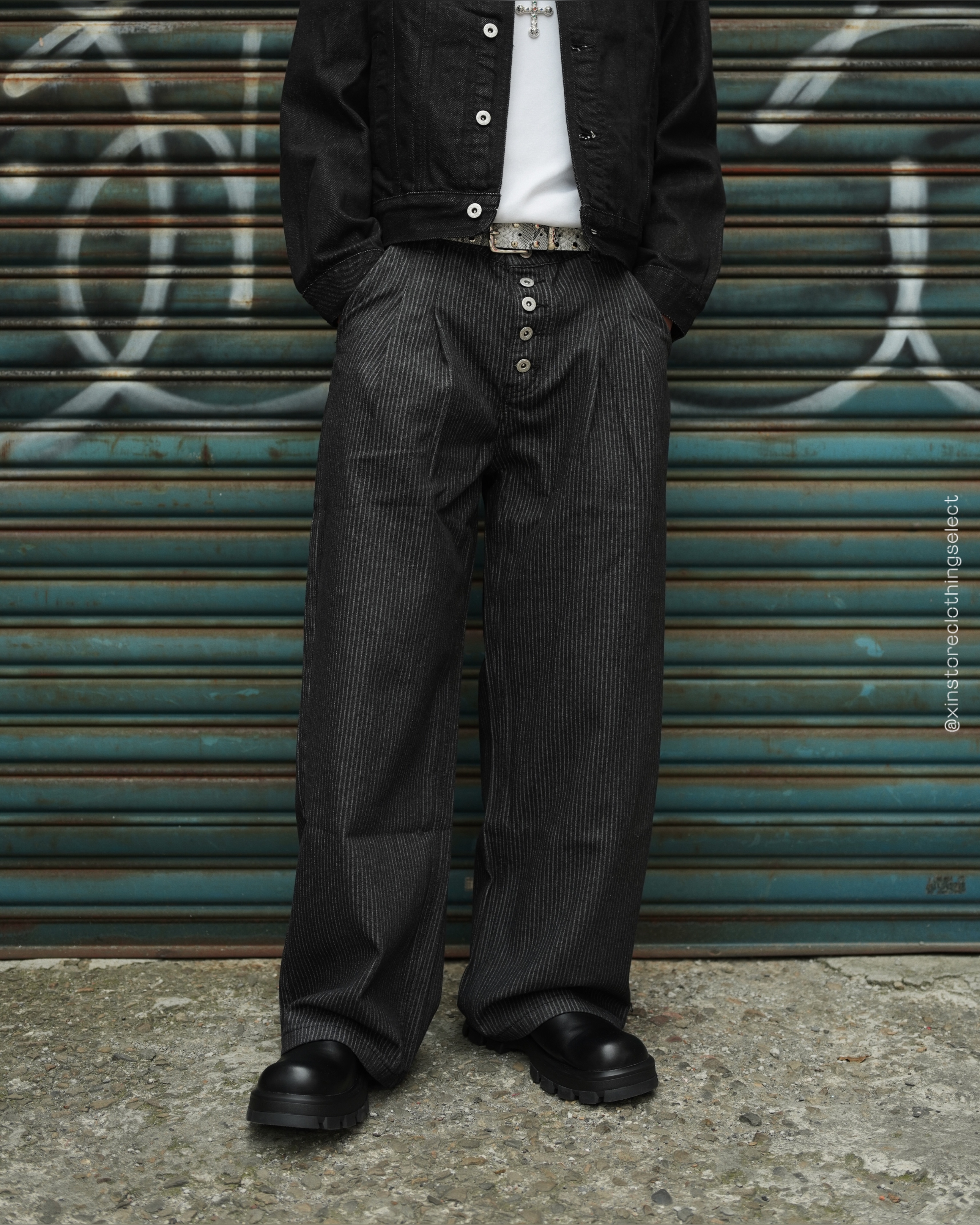 XIN SELECT 條紋 排釦 雙褶 長褲 直筒褲 黑色 CK3602