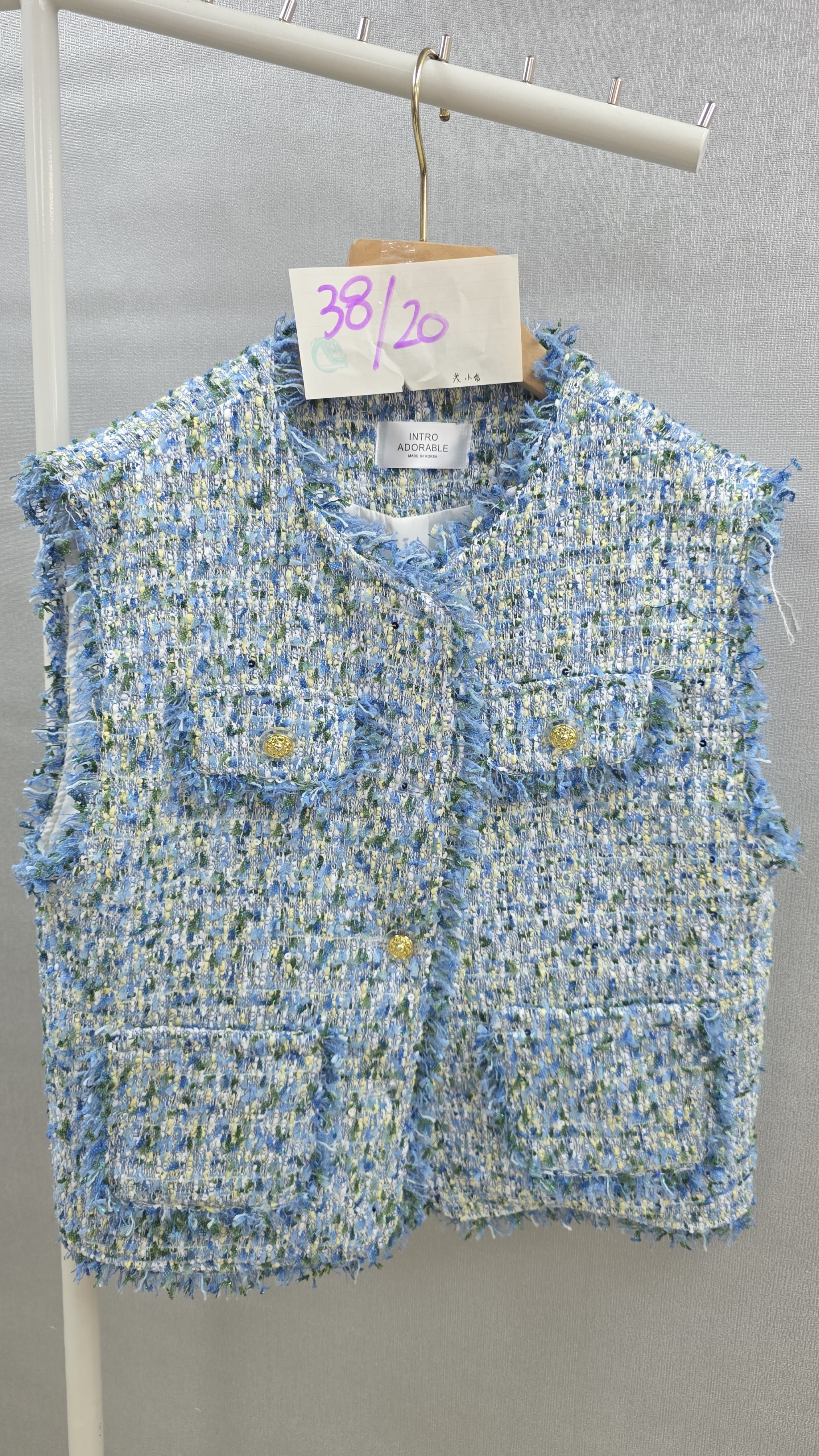 CF8105 背心外套。胸38 長20