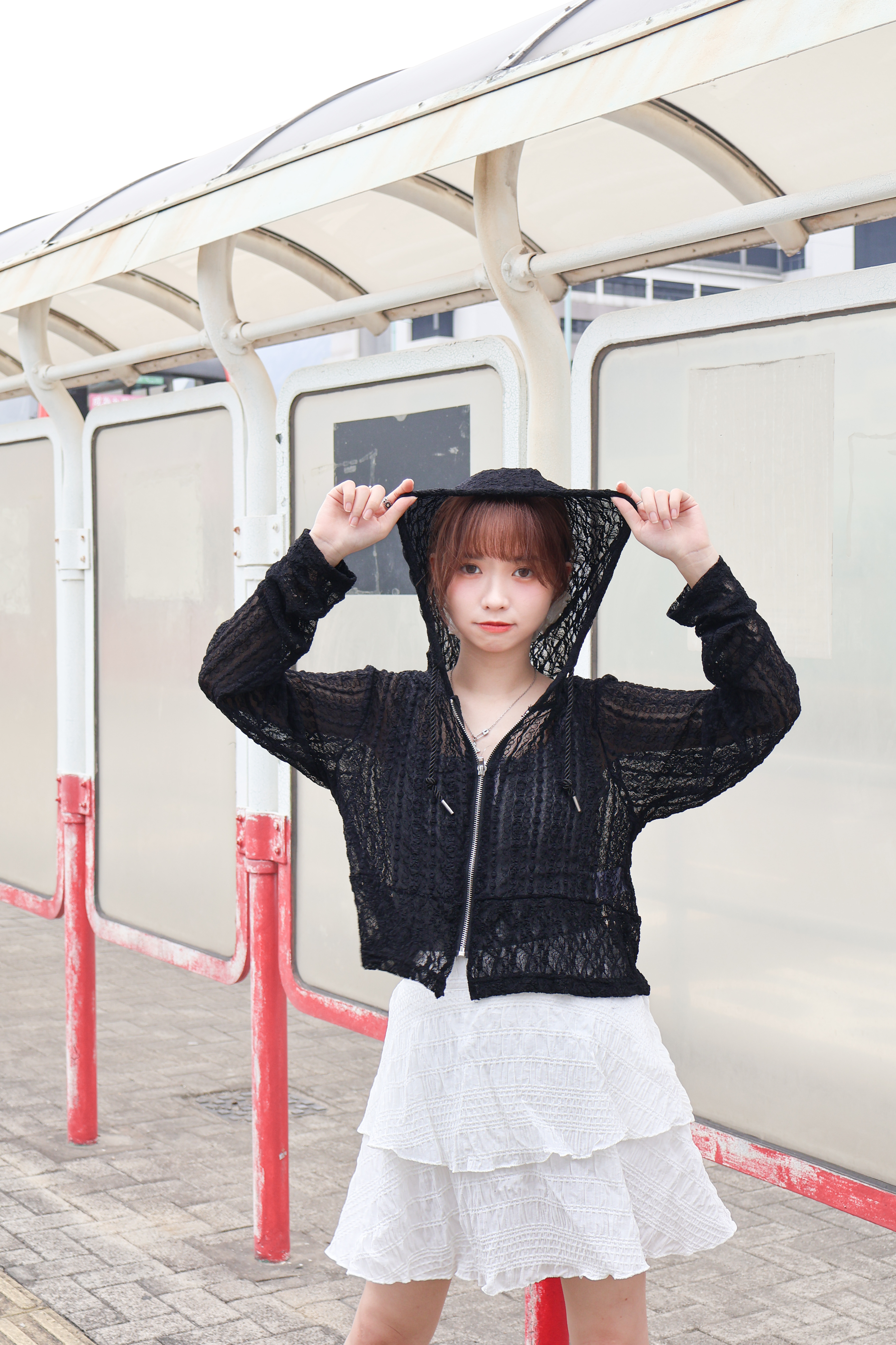 細骨架Get！Lace連帽拉鍊外套 · 2色入