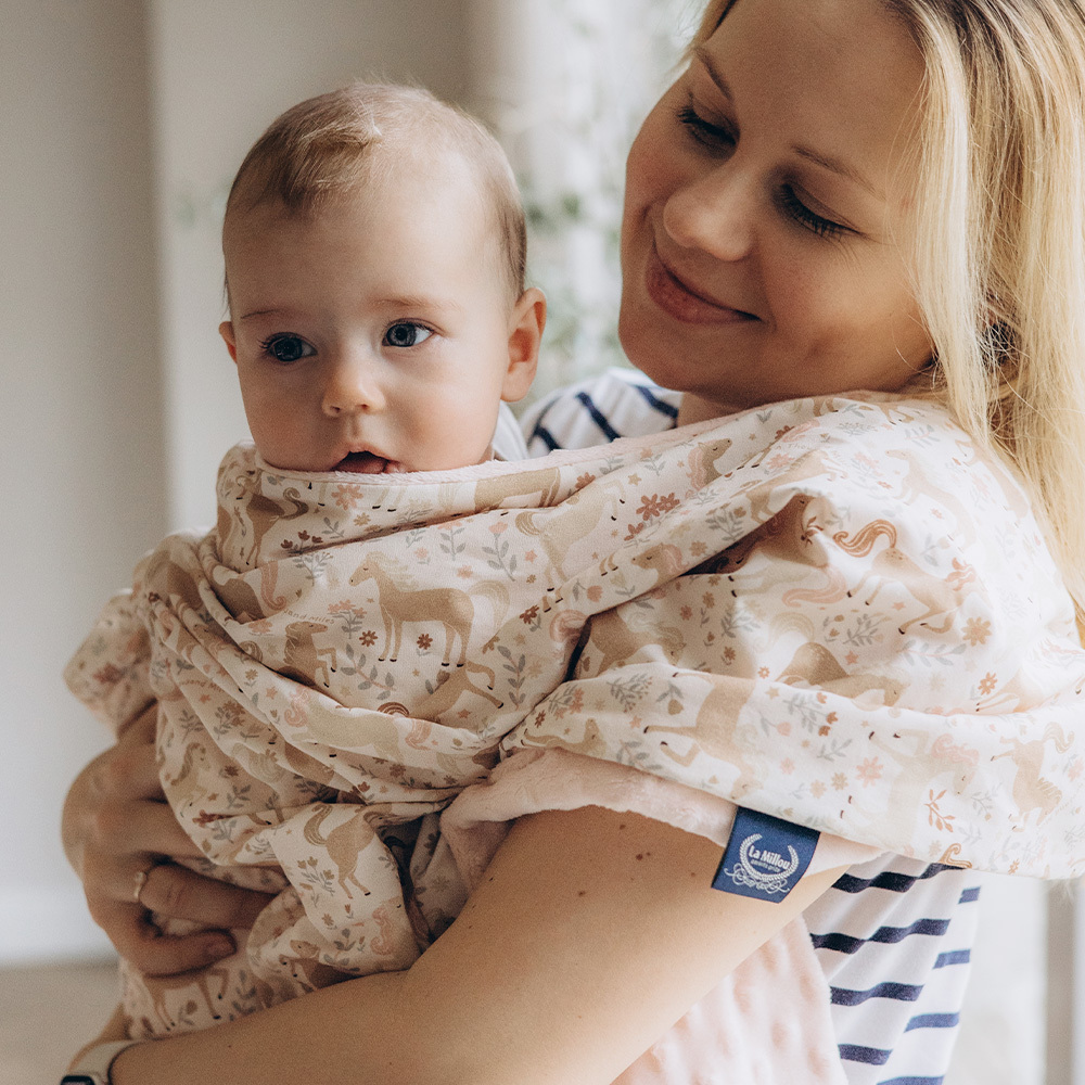 La Millou波蘭 單面巧柔豆豆毯加大｜九天朵朵馬(粉底)｜柏林寶寶粉