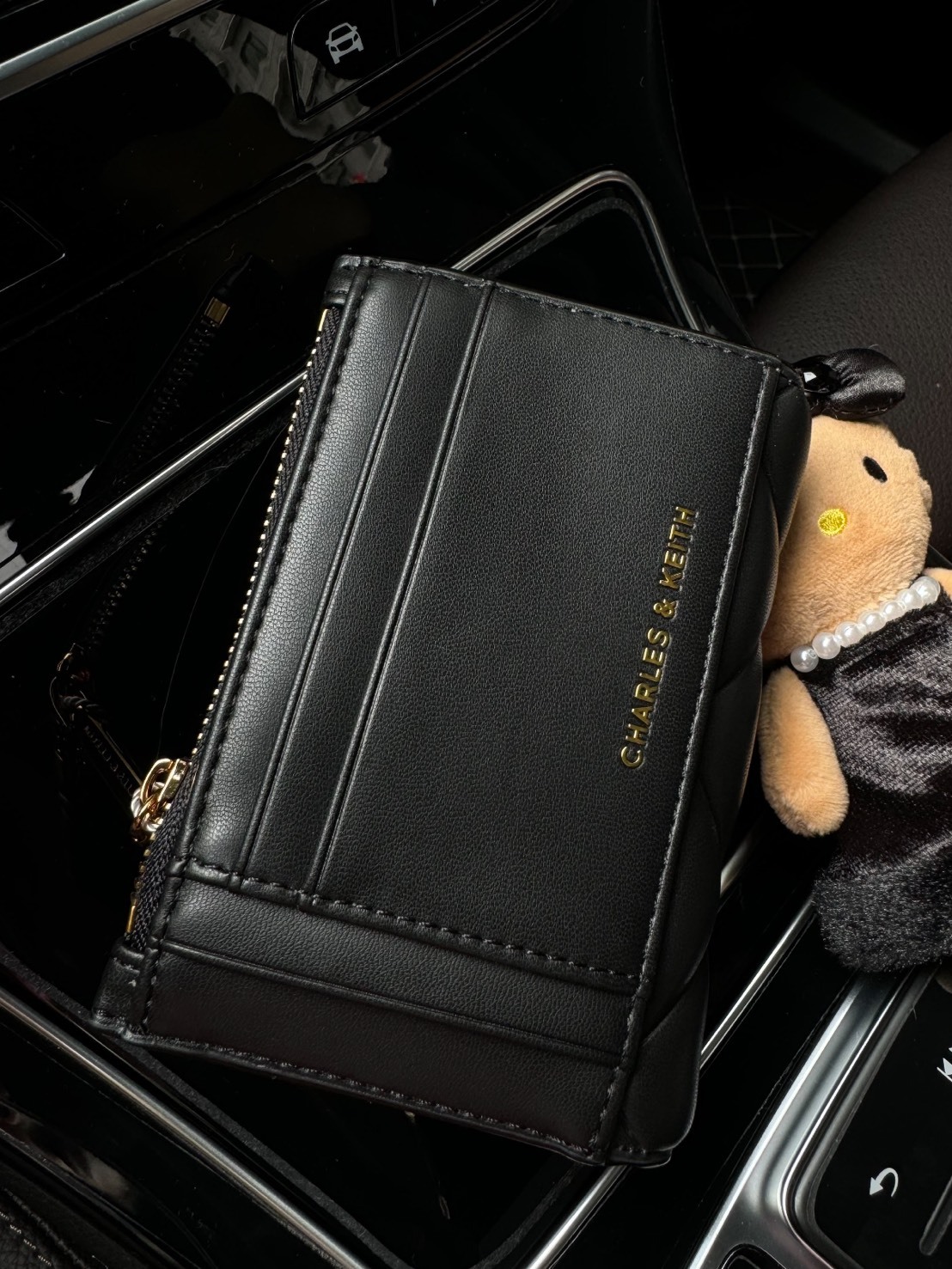 CHARLES & KEITH 小CK 菱格紋 多卡位 雙折短夾 錢包 奶油白色 黑色