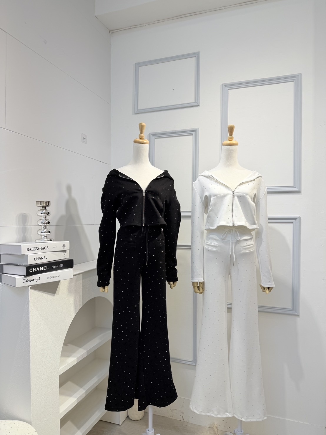 🇹🇼低調高級感｜閃鑽連帽外套＋微喇叭褲set