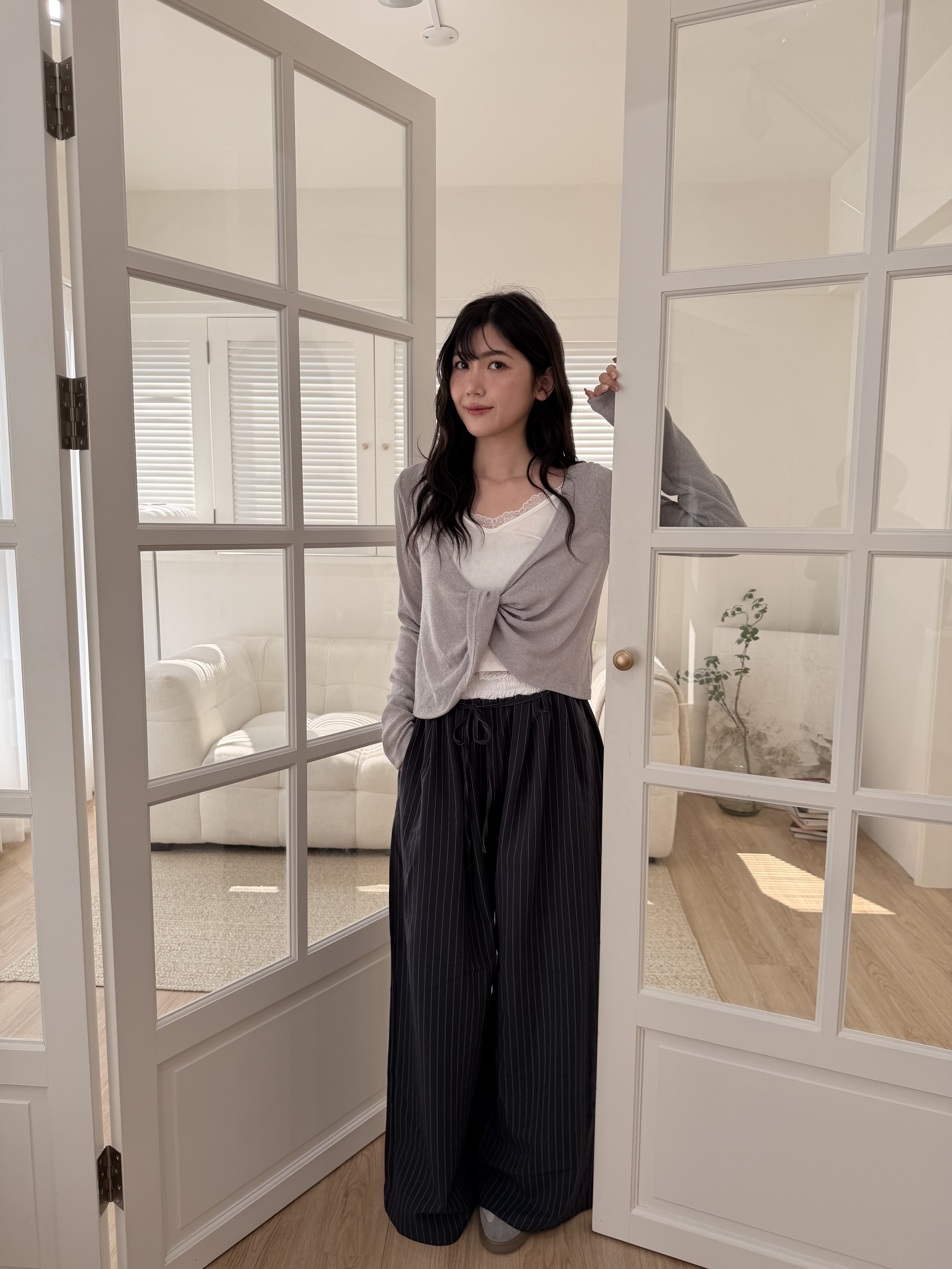 🌷顯瘦扭結造型上衣 (灰色)