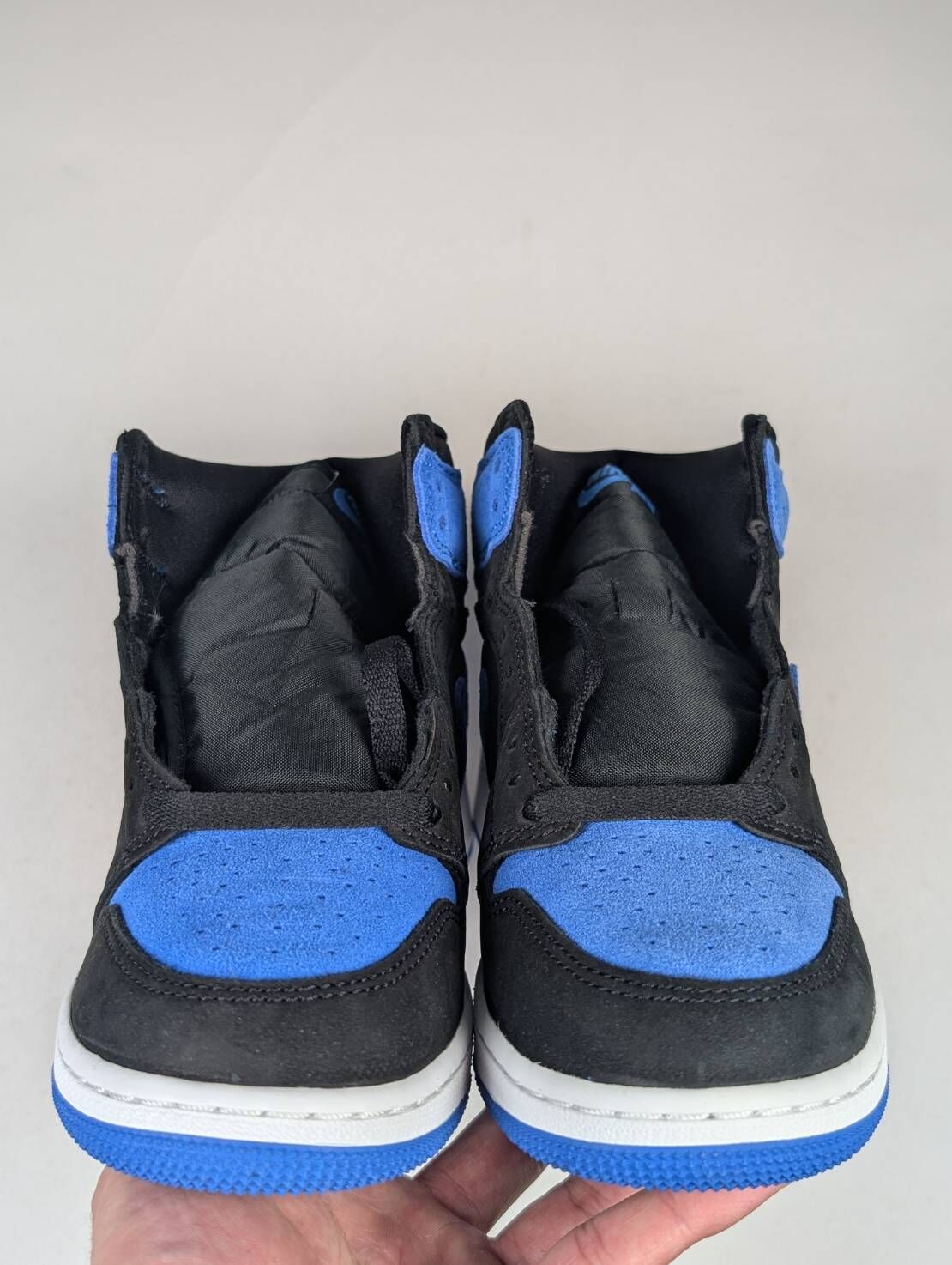 左右腳鞋面色差 FD1437-042/5Y Air Jordan 1 Retro High OG "Royal Reimagined" GS 皇家藍 麂皮 女款 大童