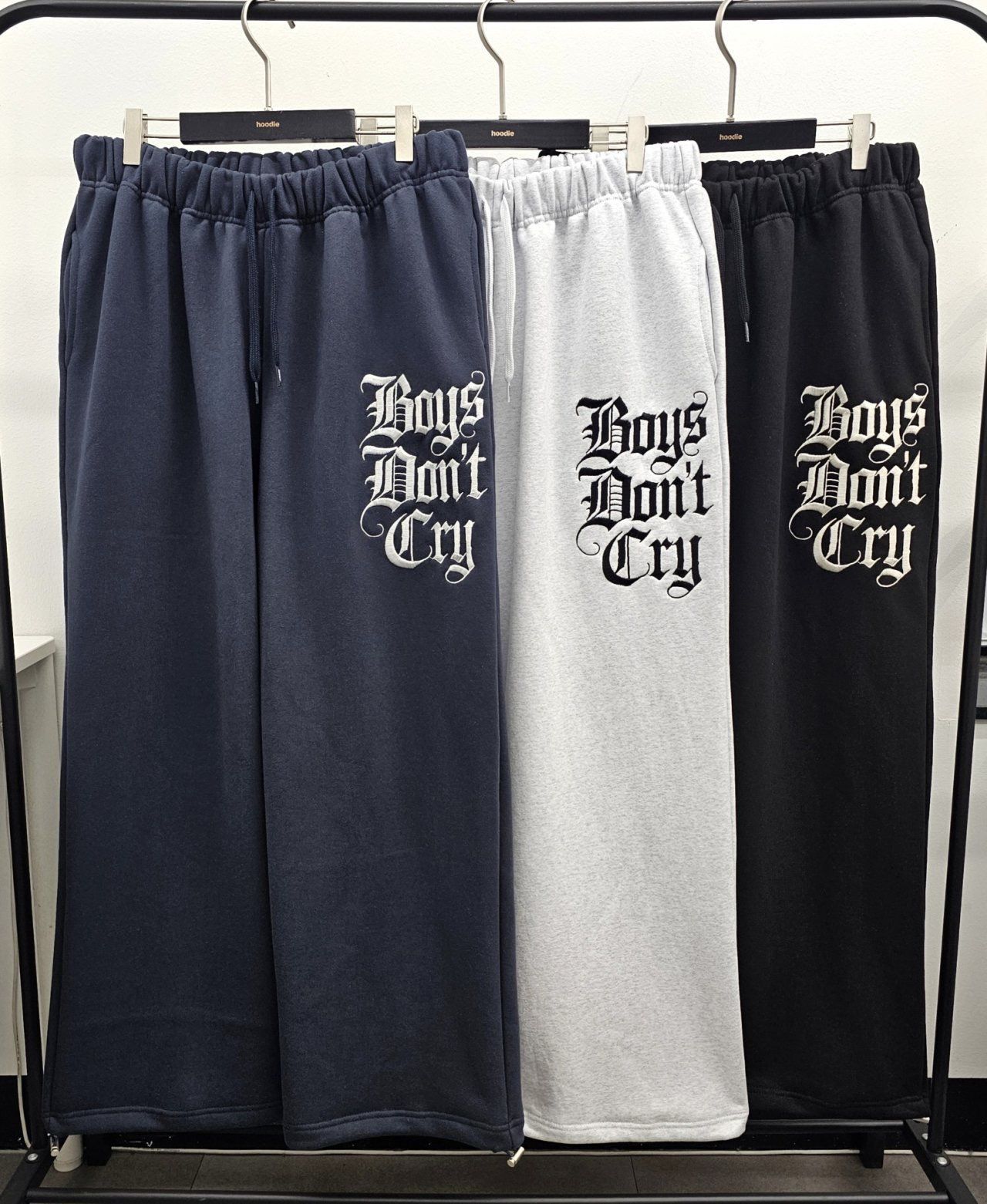 英文字可束腳運動褲 HD-075P