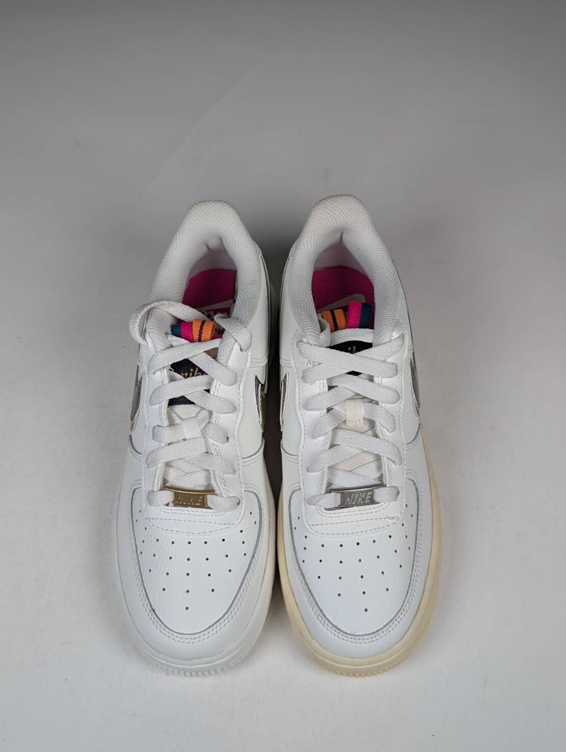 左腳中底鞋底泛黃,右腳鞋面泛黃 DH9595-001/6Y Nike Air Force 1 1s Double Up On The Pull Tabs Swooshes 雙層勾勾 米白 金 女款